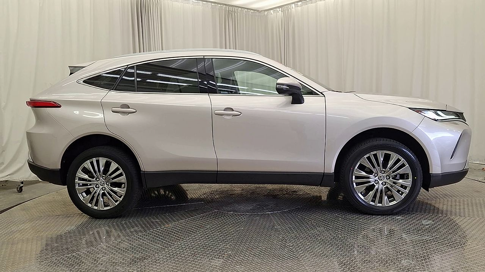 Used 2024 Toyota Venza SUV