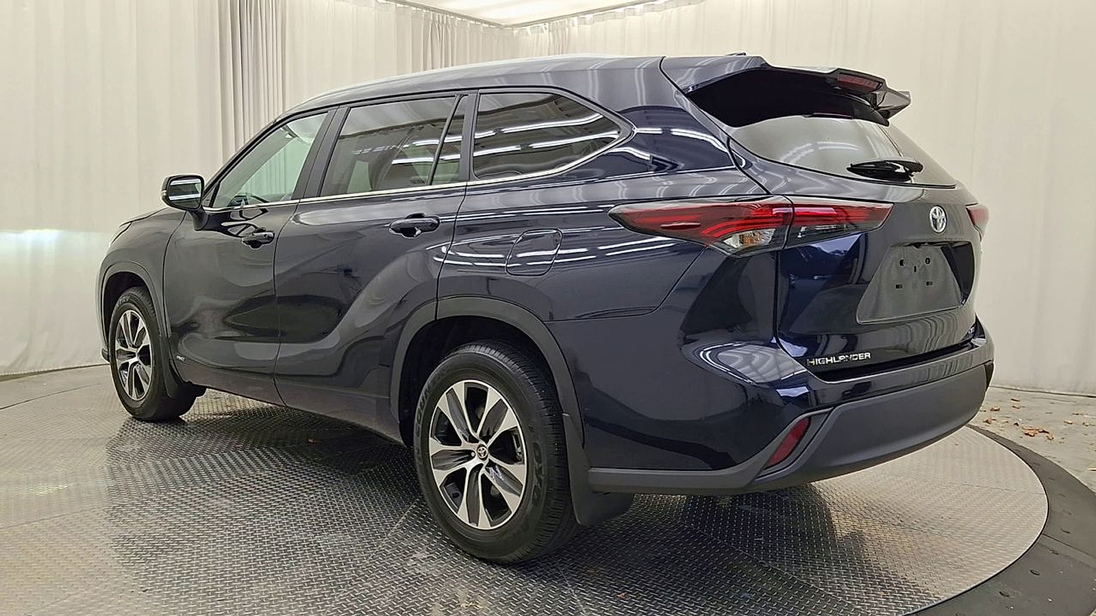 Used 2026 Toyota Highlander SUV