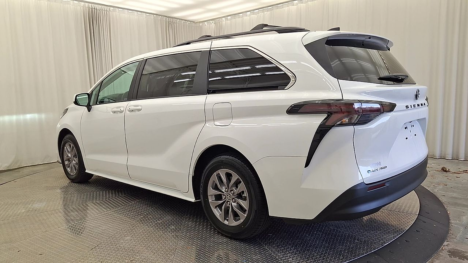 Used 2026 Toyota Sienna Van