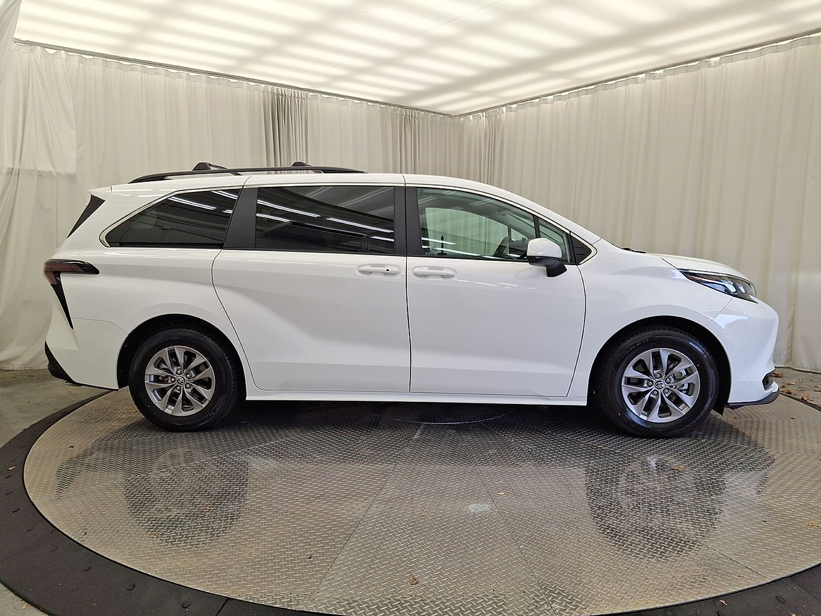 Used 2026 Toyota Sienna Van