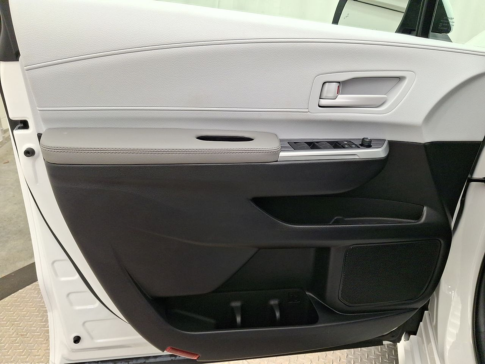 Used 2026 Toyota Sienna Van