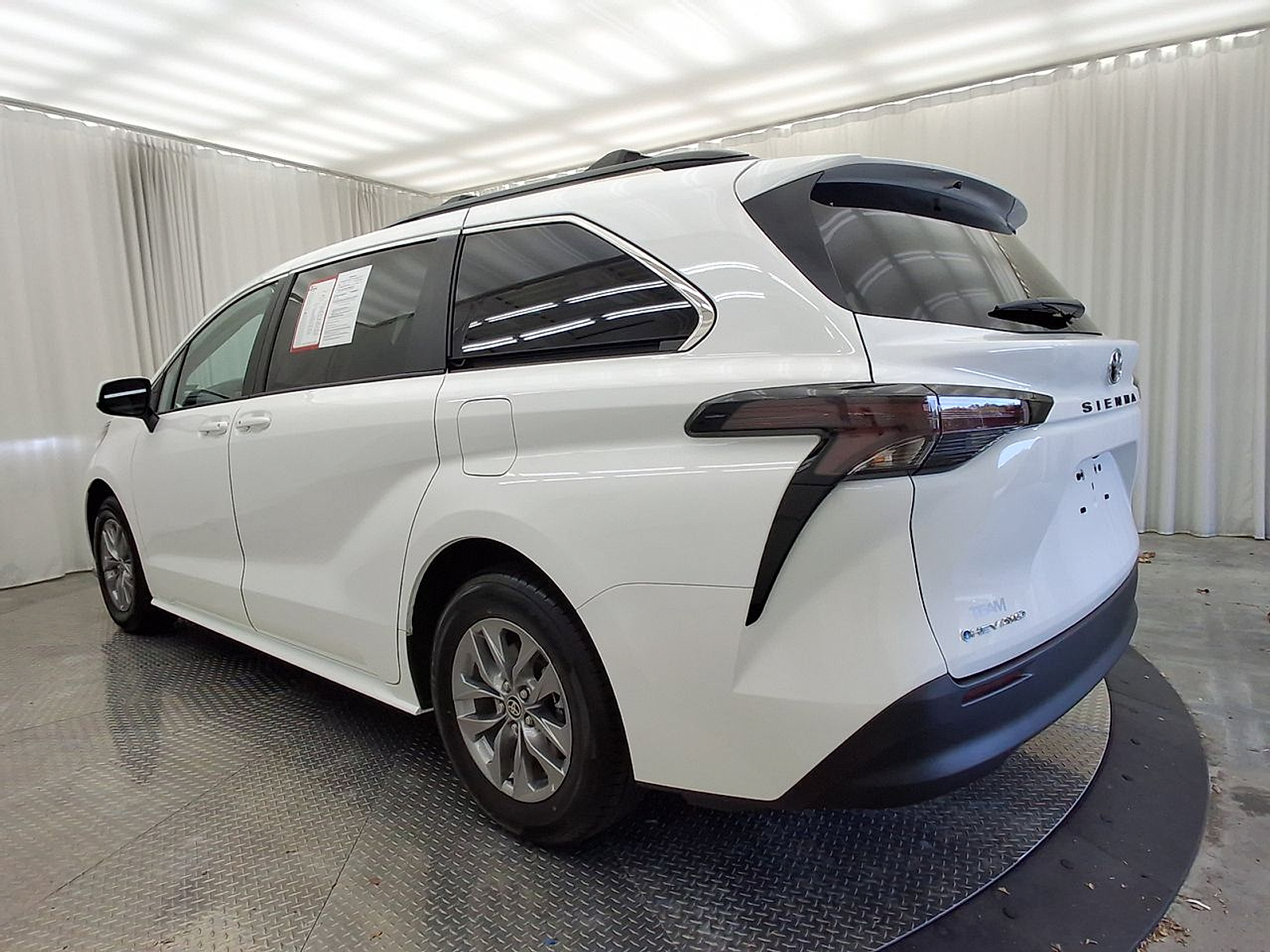 Used 2026 Toyota Sienna Van