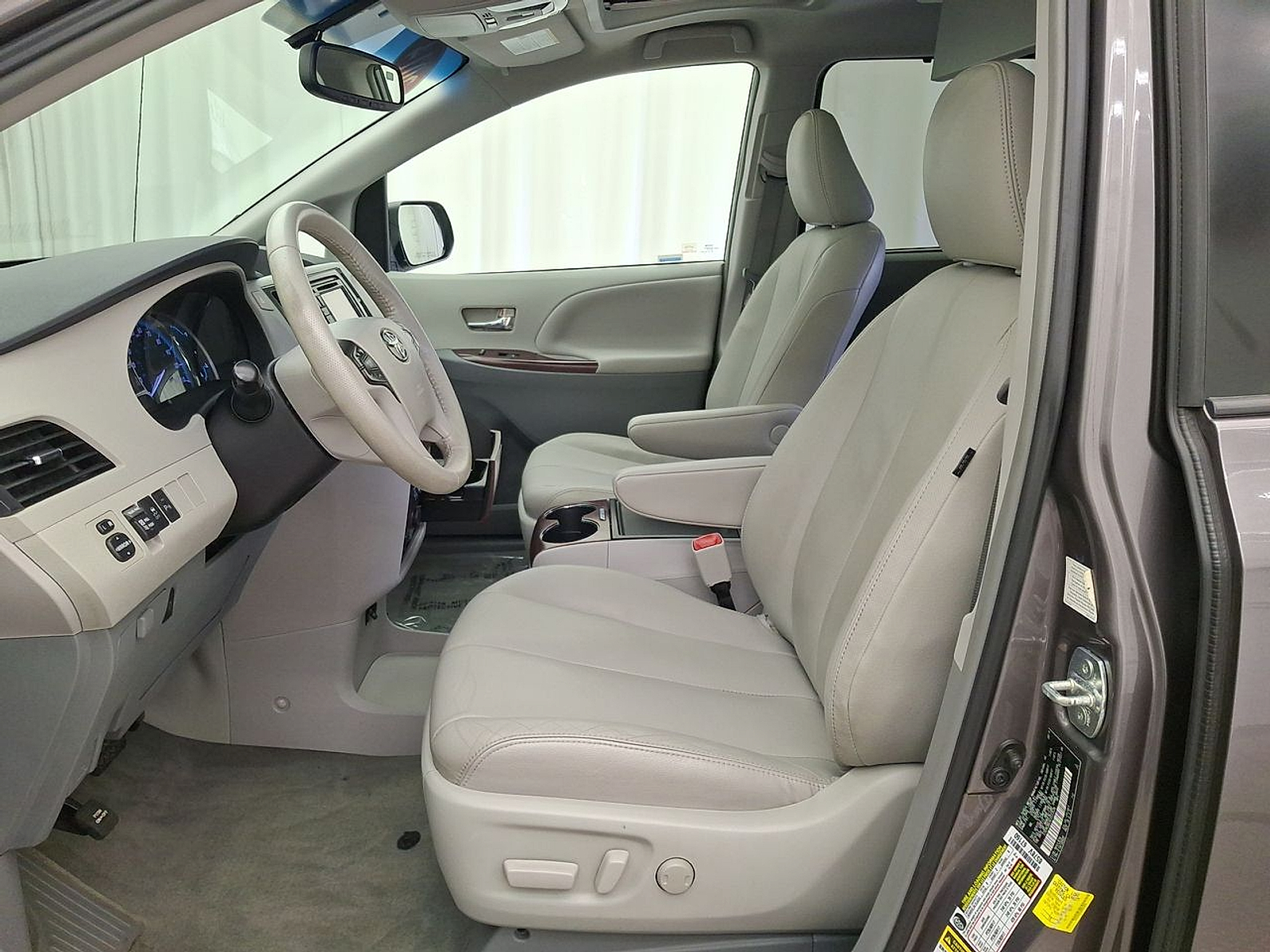 Used 2014 Toyota Sienna Van