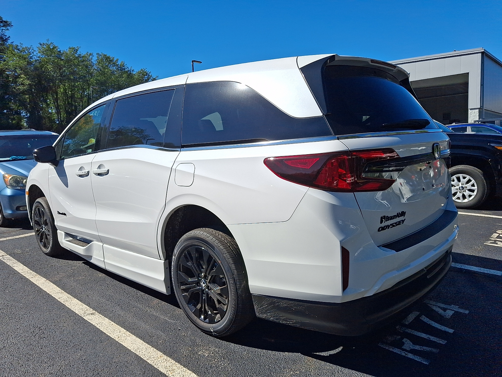 Used 2026 Honda Odyssey Van