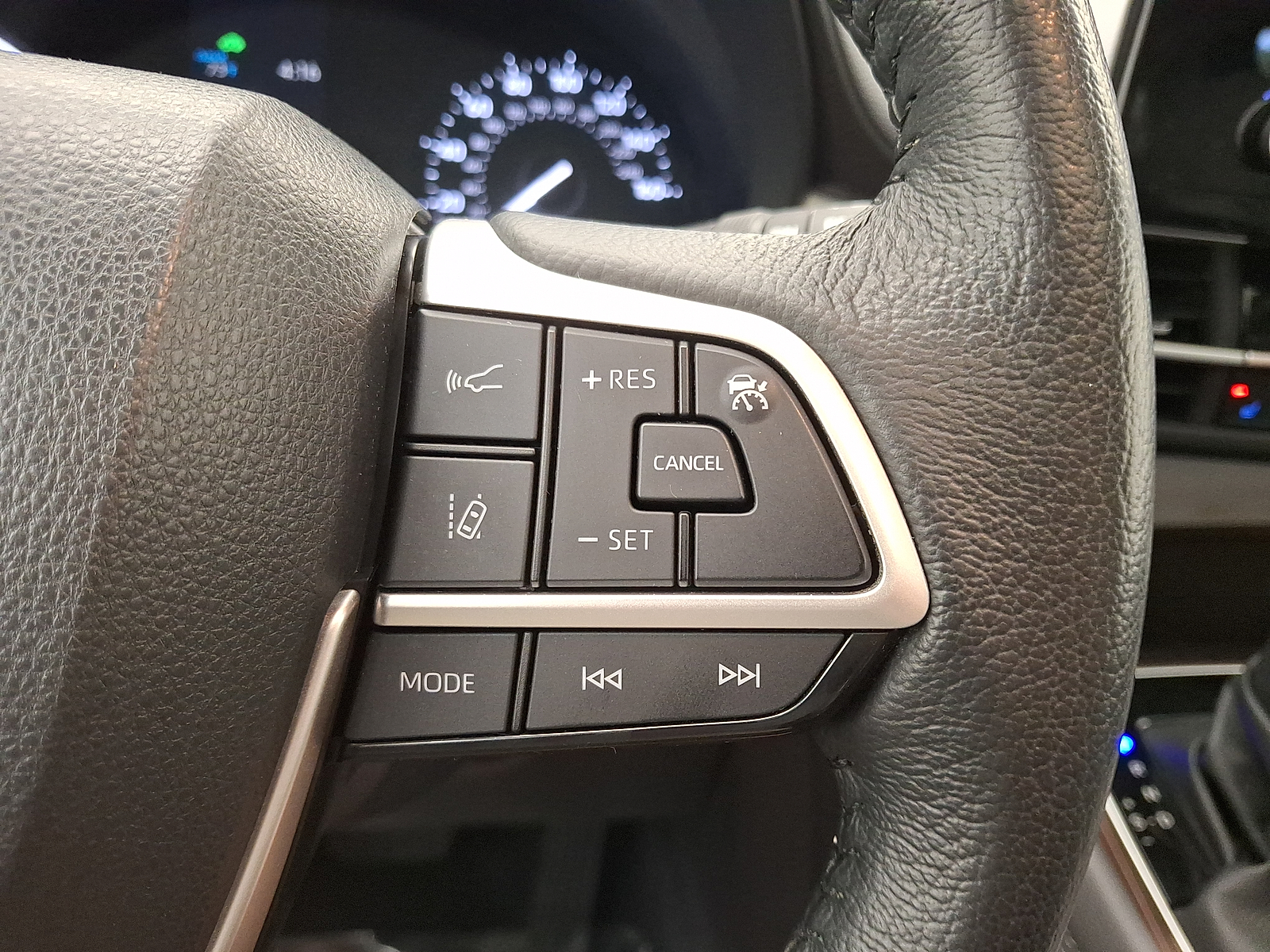 Used 2024 Toyota Sienna Van