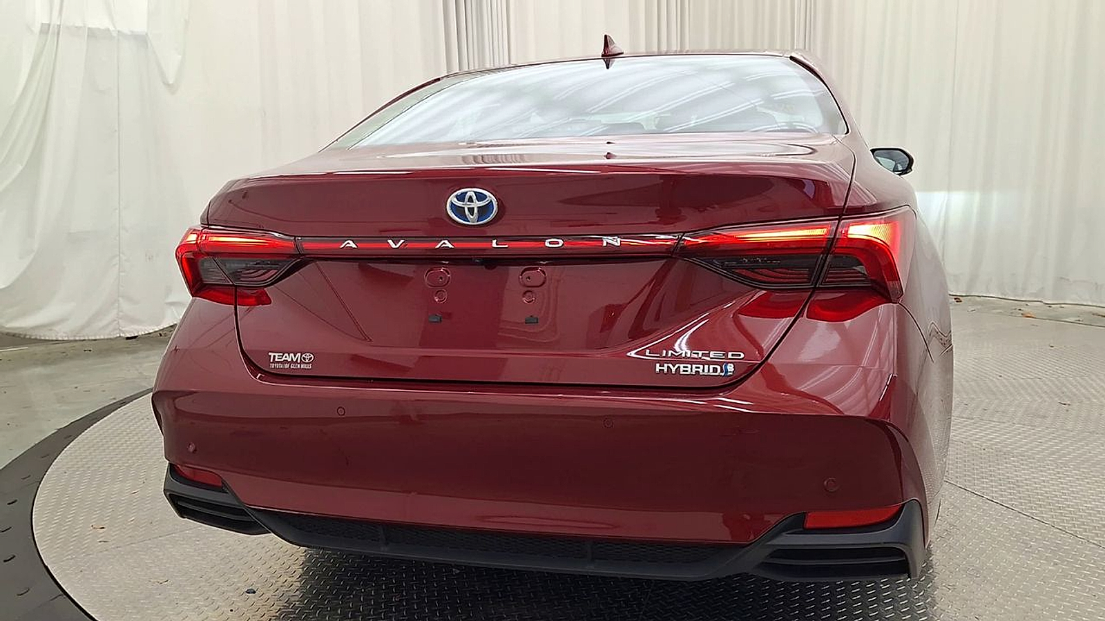Used 2022 Toyota Avalon Sedan
