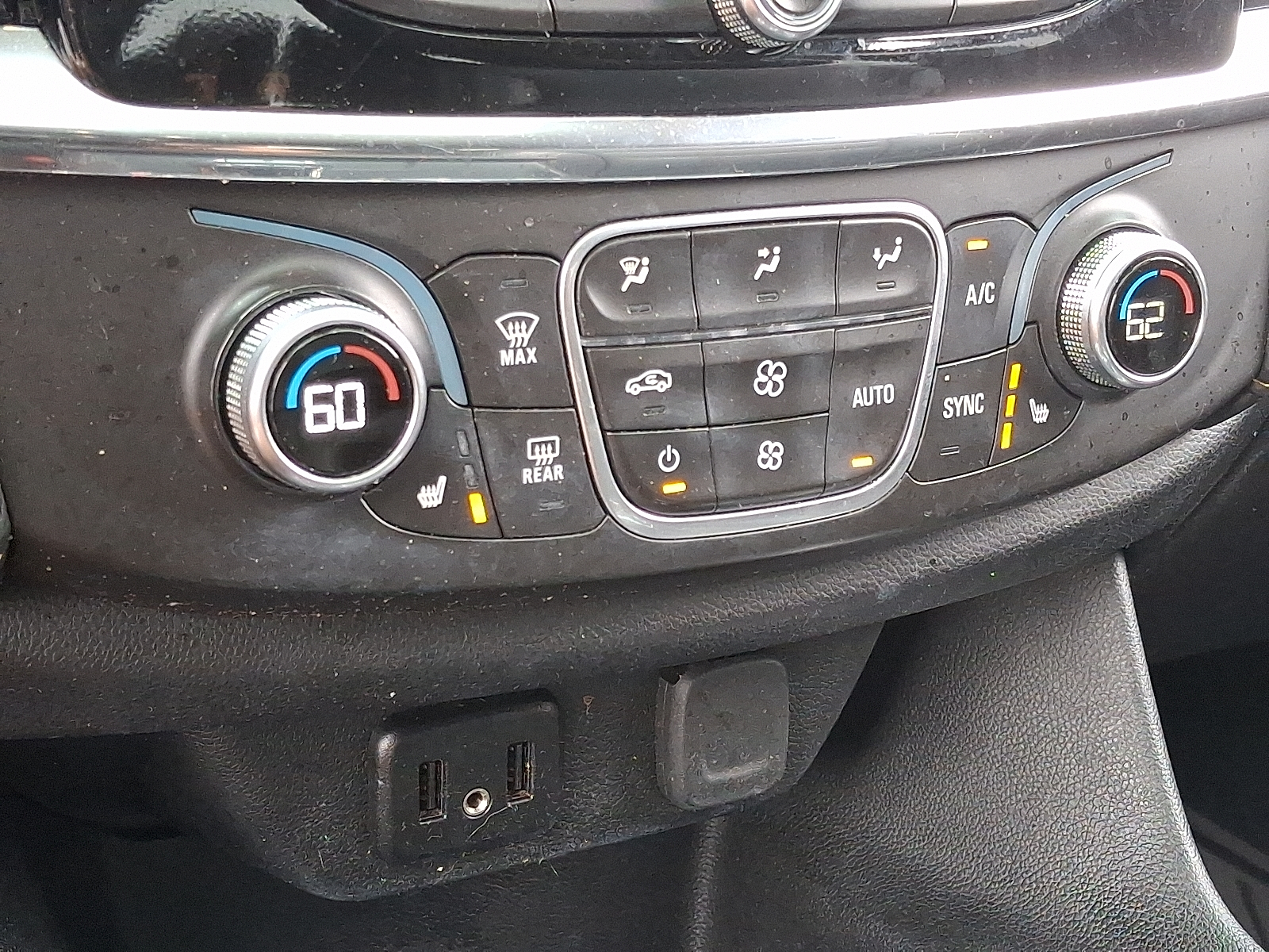 used 2018 Chevrolet Traverse car, priced at $15,999