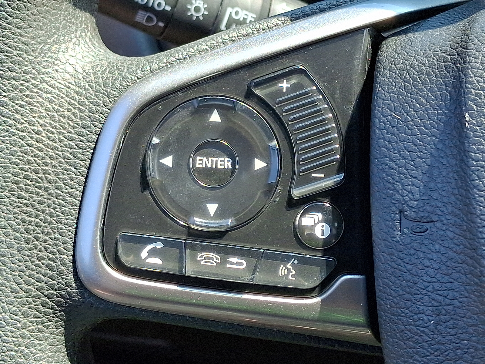 used 2018 Honda CR-V car, priced at $17,999