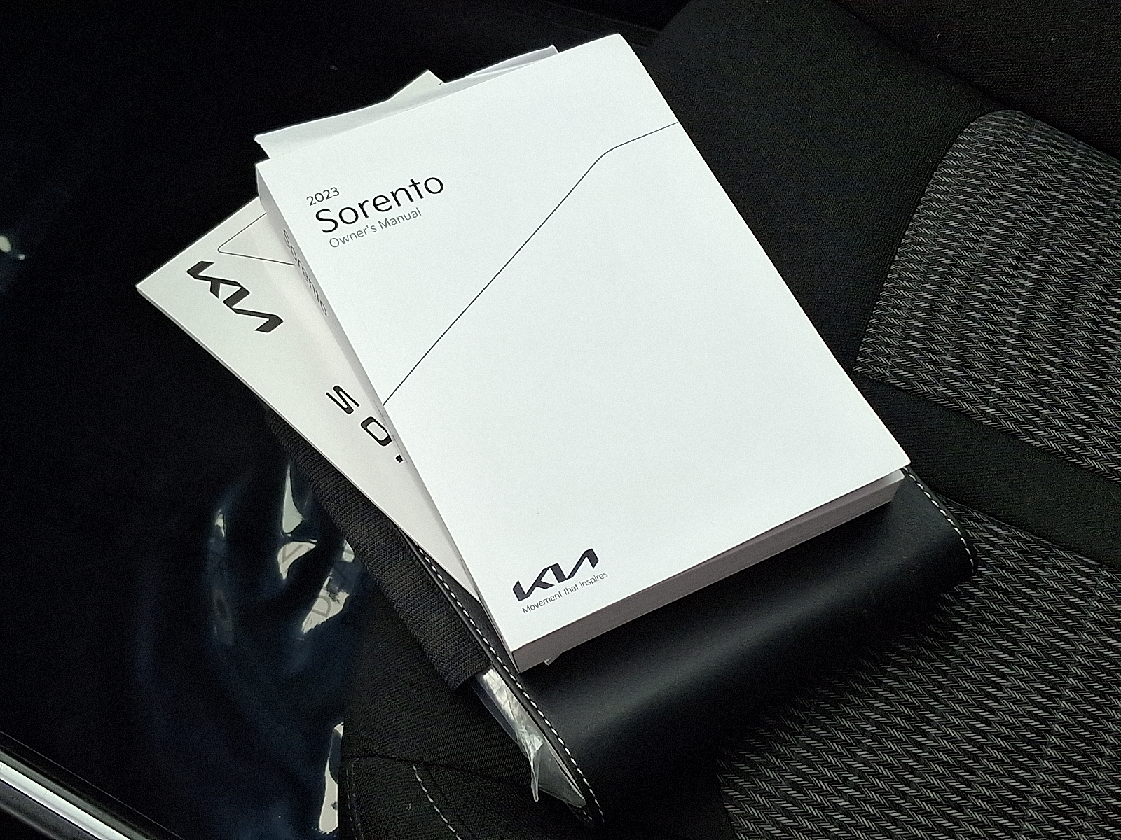 used 2023 Kia Sorento car, priced at $22,499