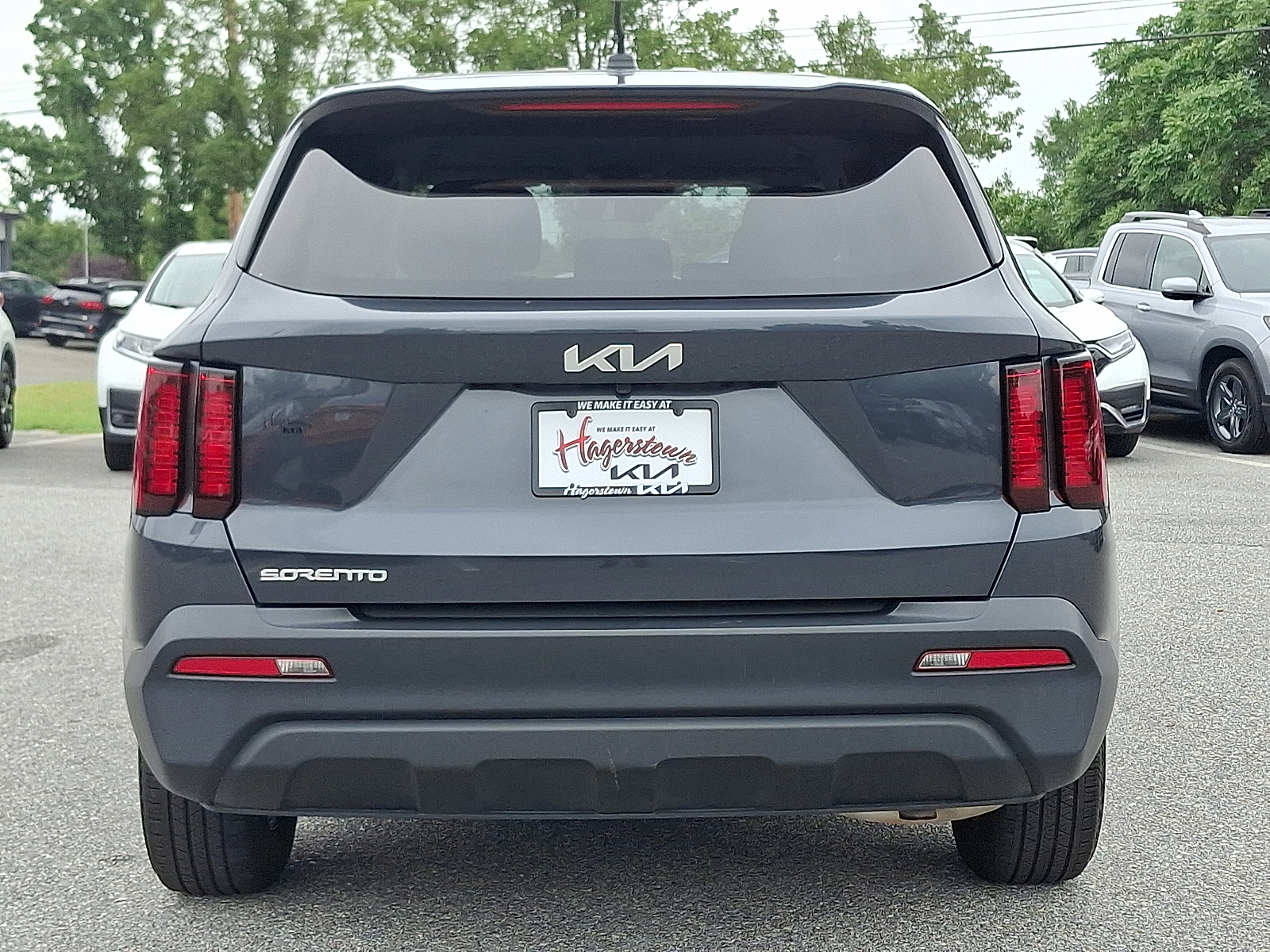 used 2023 Kia Sorento car, priced at $22,499