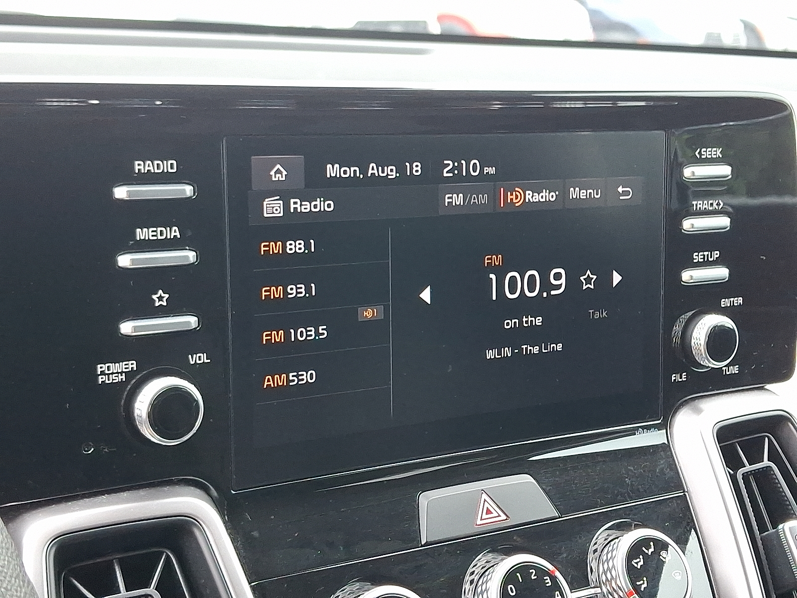 used 2023 Kia Sorento car, priced at $22,499