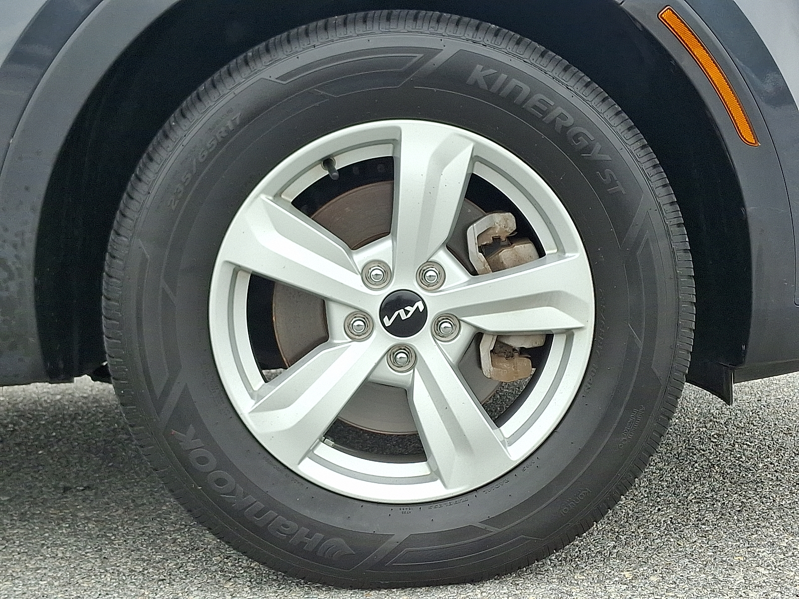 used 2023 Kia Sorento car, priced at $22,499