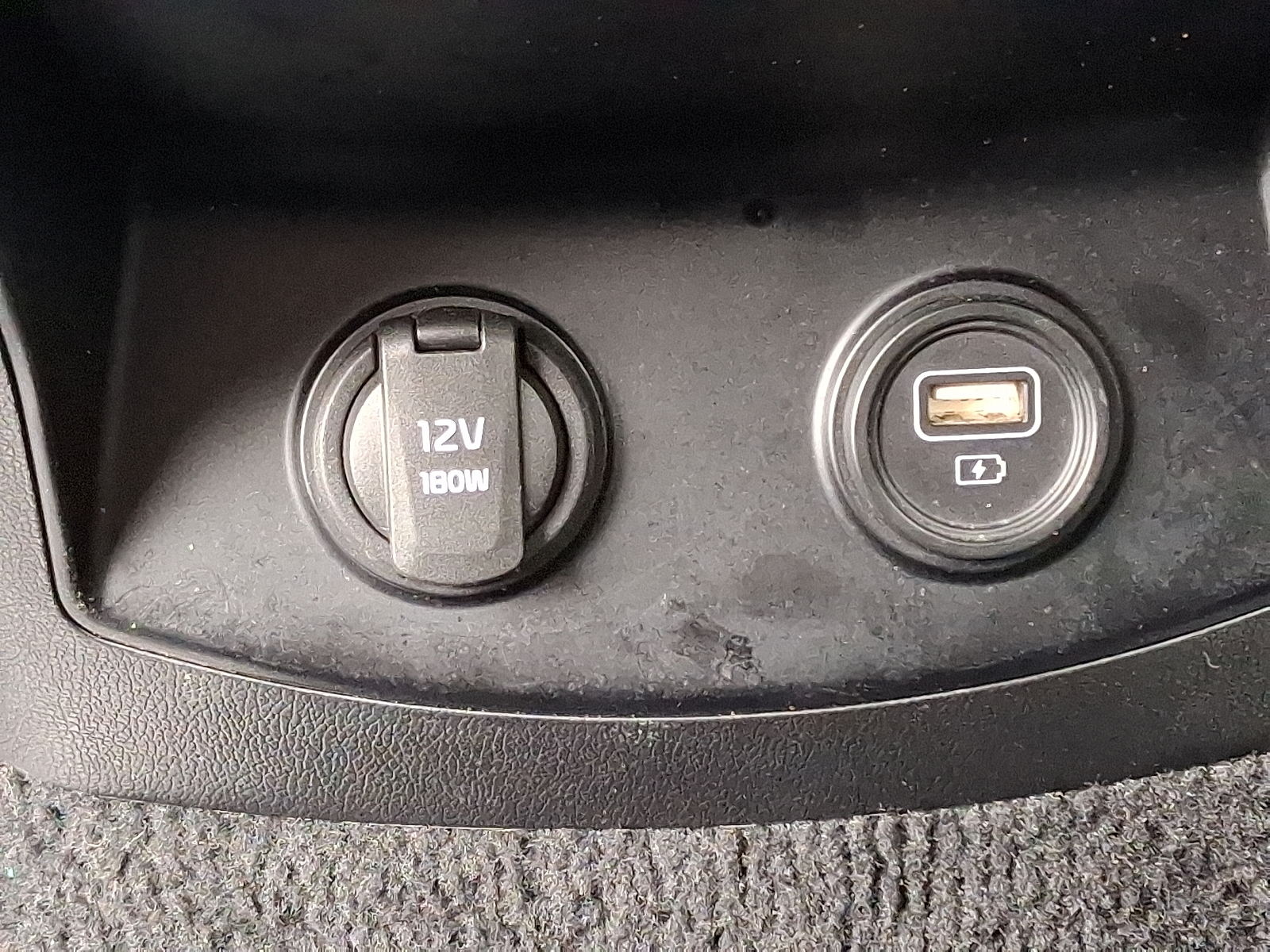 used 2023 Kia Sorento car, priced at $22,499