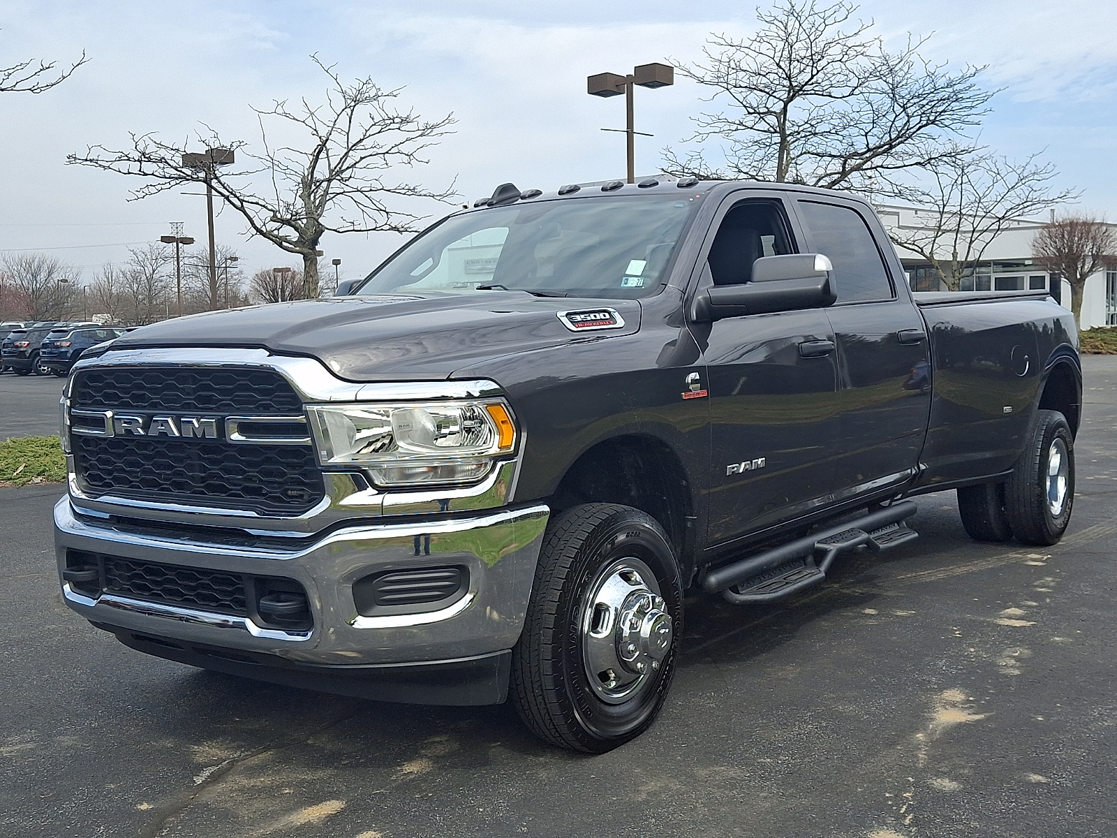 2022 RAM 3500 Tradesman Crew Cab LB DRW 4WD