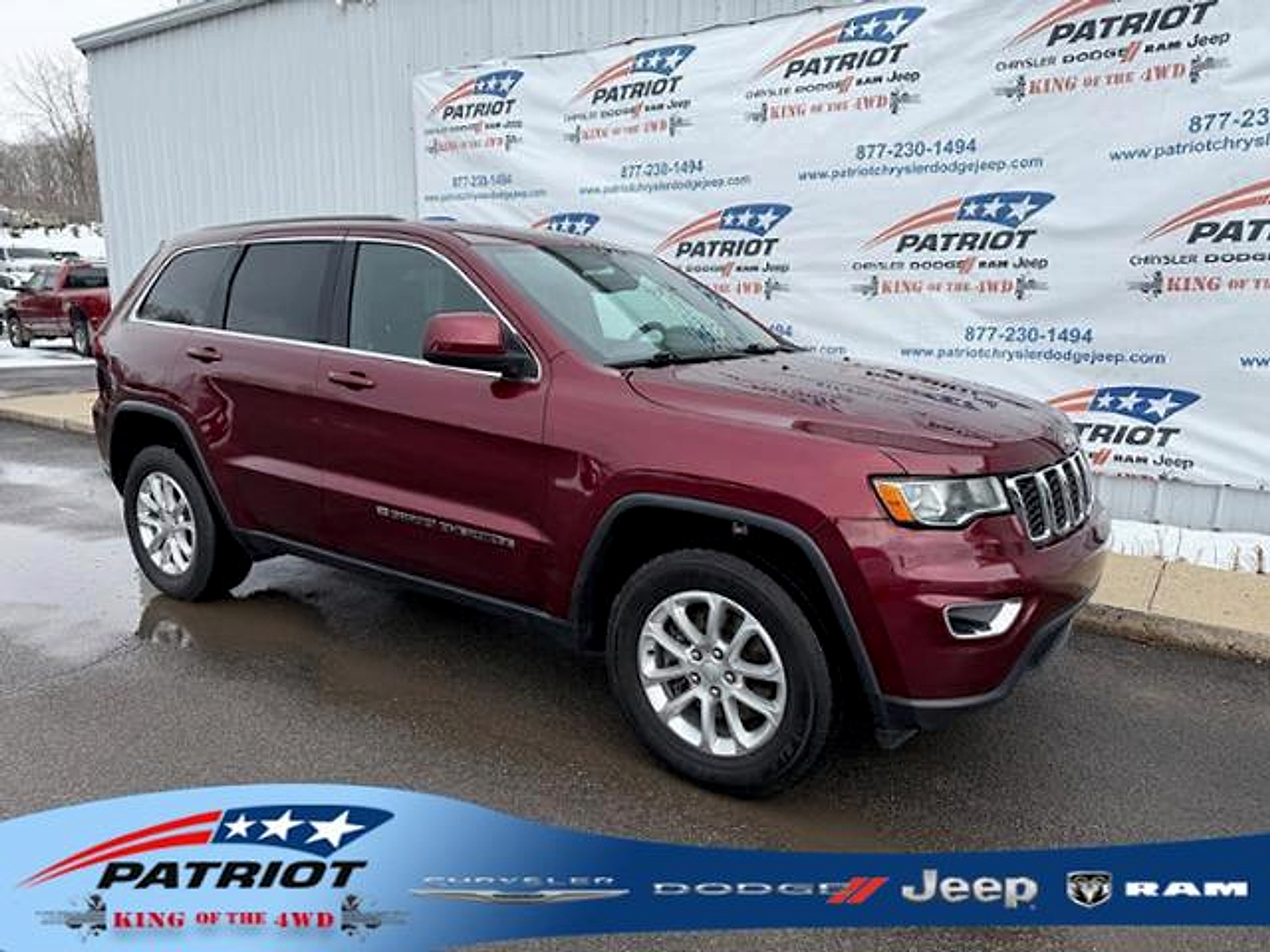 Velvet Red Pearlcoat 2022 Jeep Grand Cherokee WK Laredo E 4WD SUV / Crossover Four-Wheel Drive Automatic