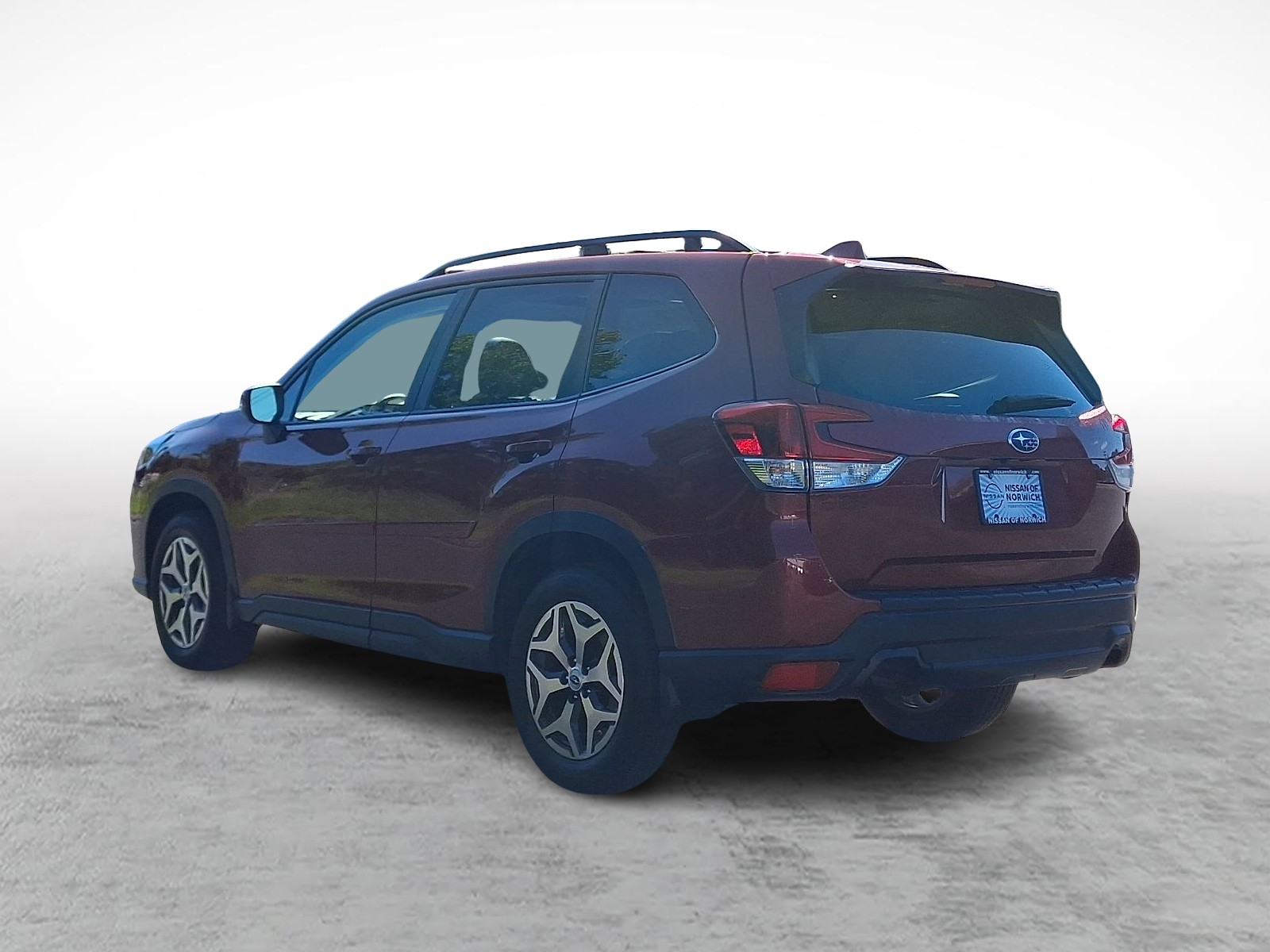 View vehicle photo 4