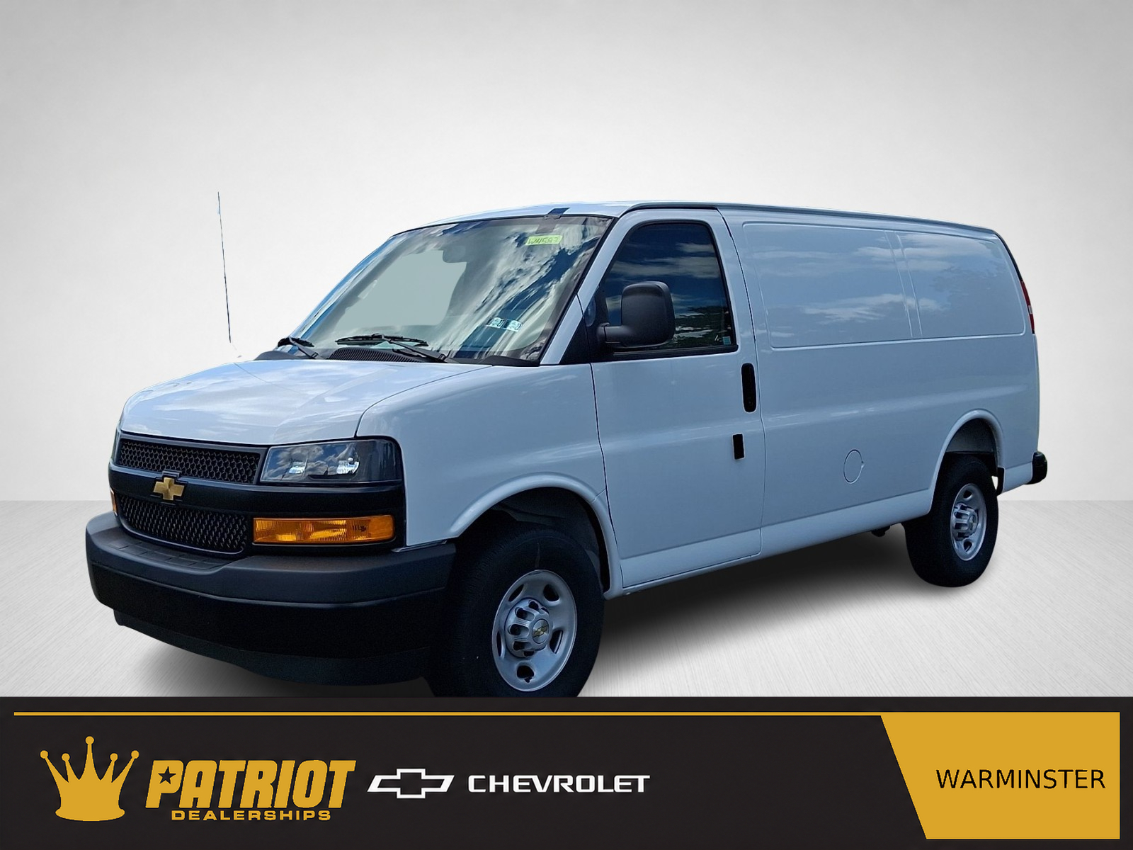 2026 Chevrolet Express Cargo WT