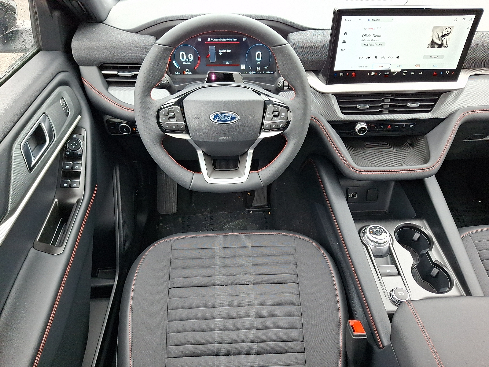 View vehicle photo 7