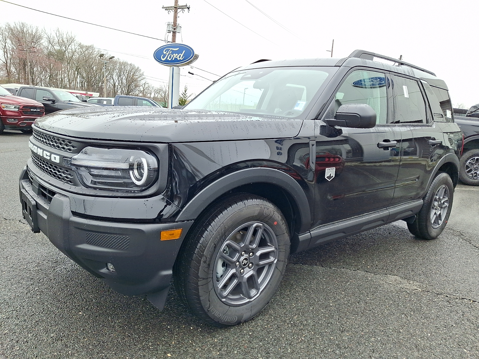 View vehicle photo 2