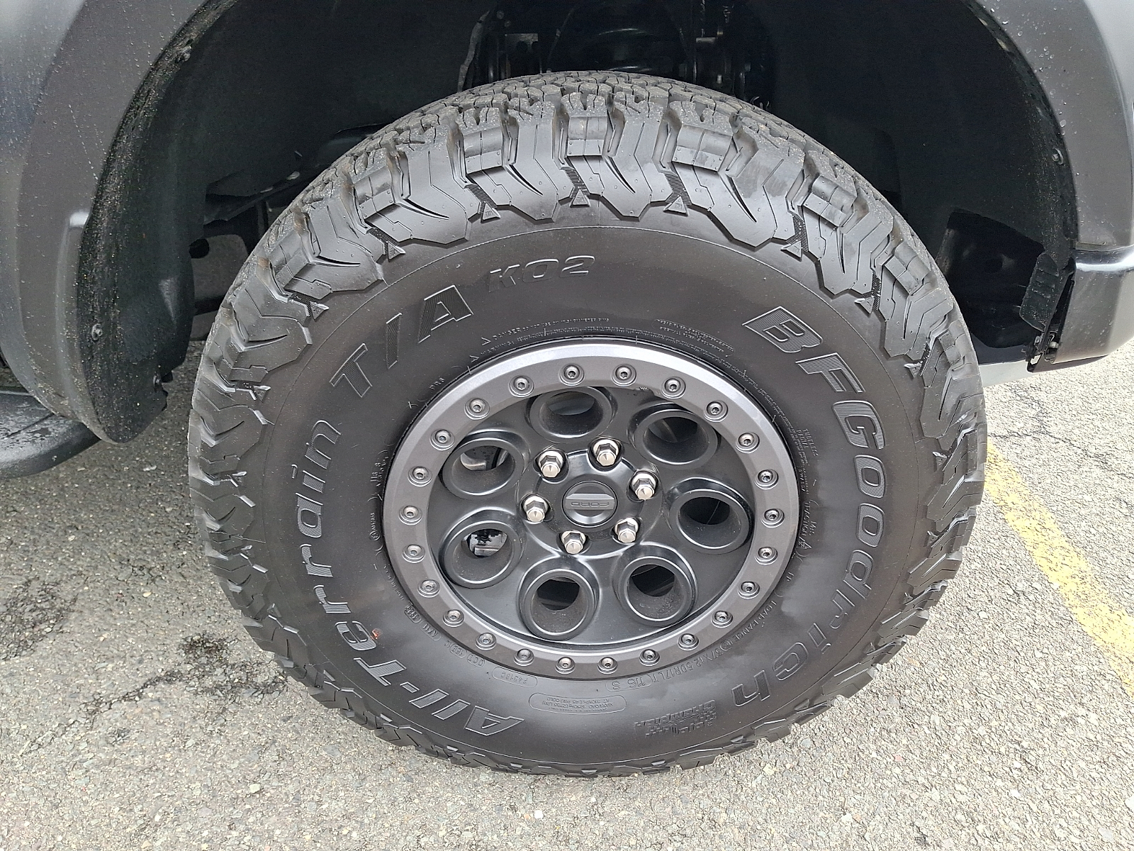 View vehicle photo 7