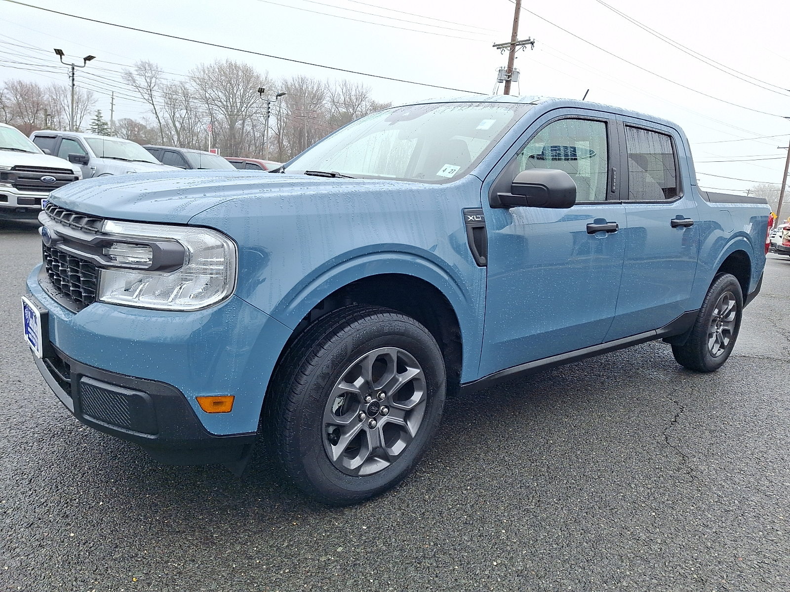 View vehicle photo 3