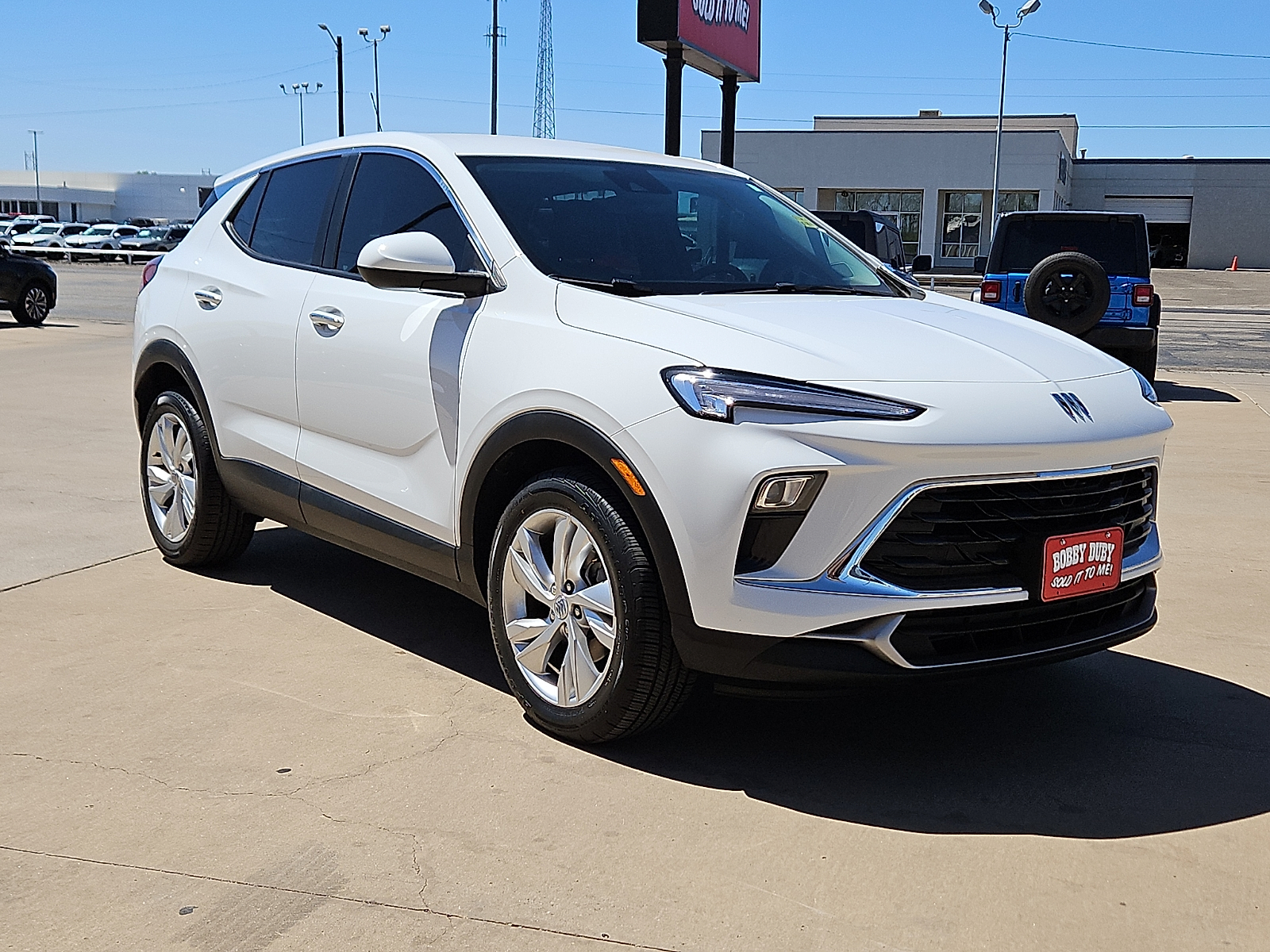 View vehicle photo 4