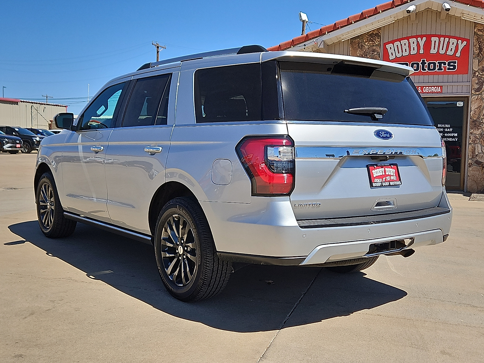 View vehicle photo 2