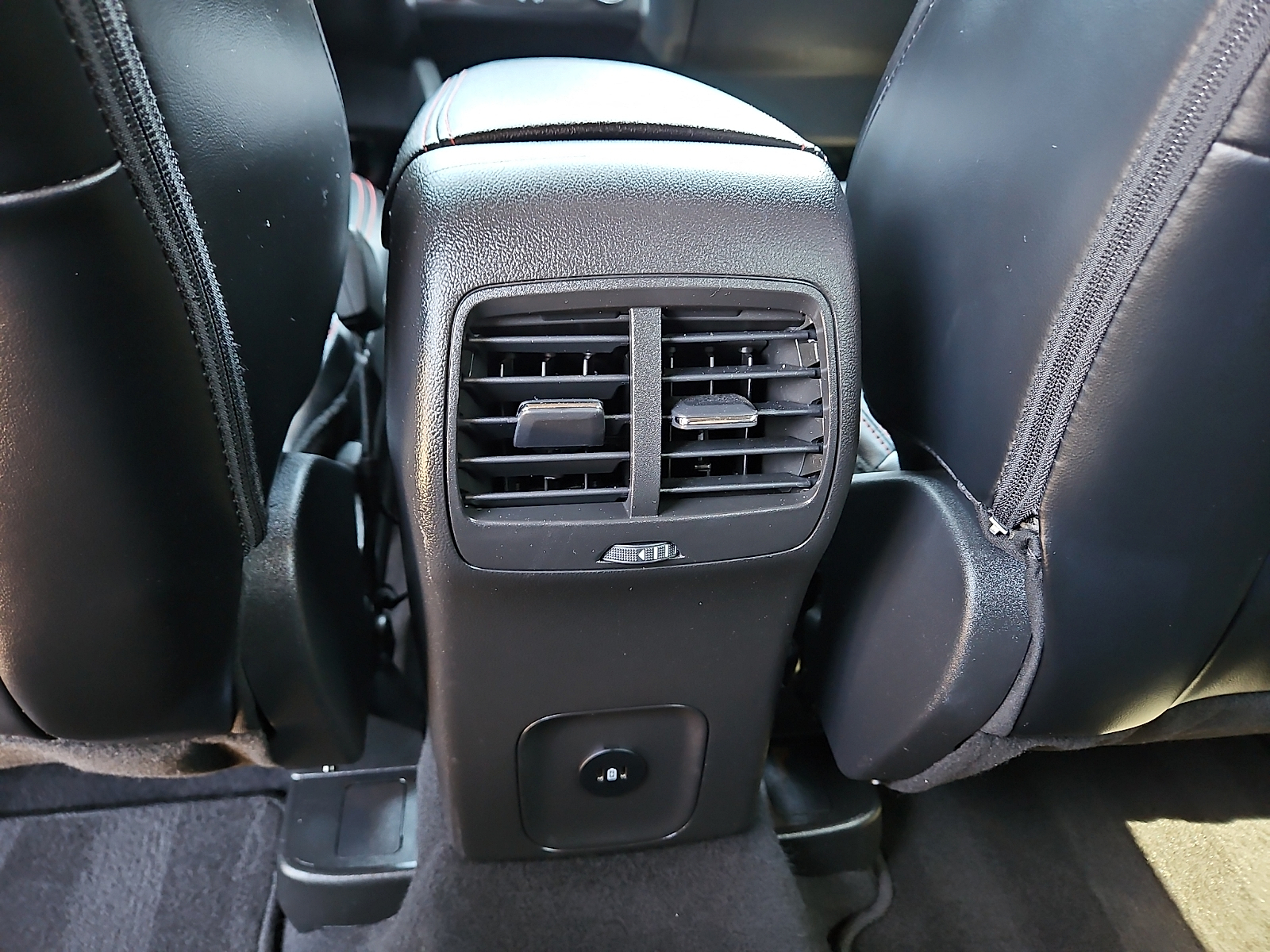 2025 Ford Escape ST-Line - 8