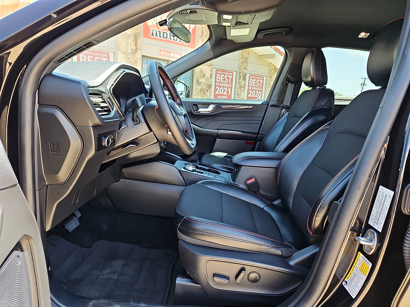 2025 Ford Escape ST-Line - 10