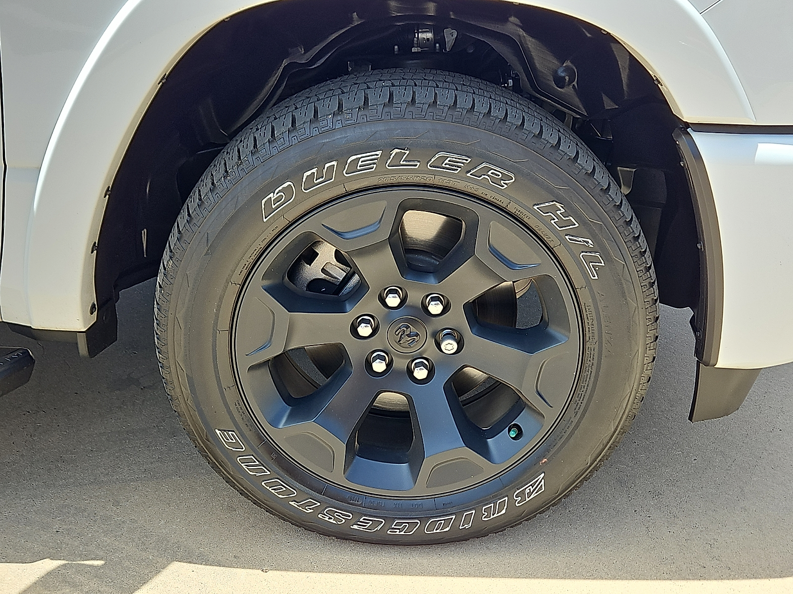 2025 Ram 1500 Lone Star Crew Cab 4x4 5'7" Box - 4