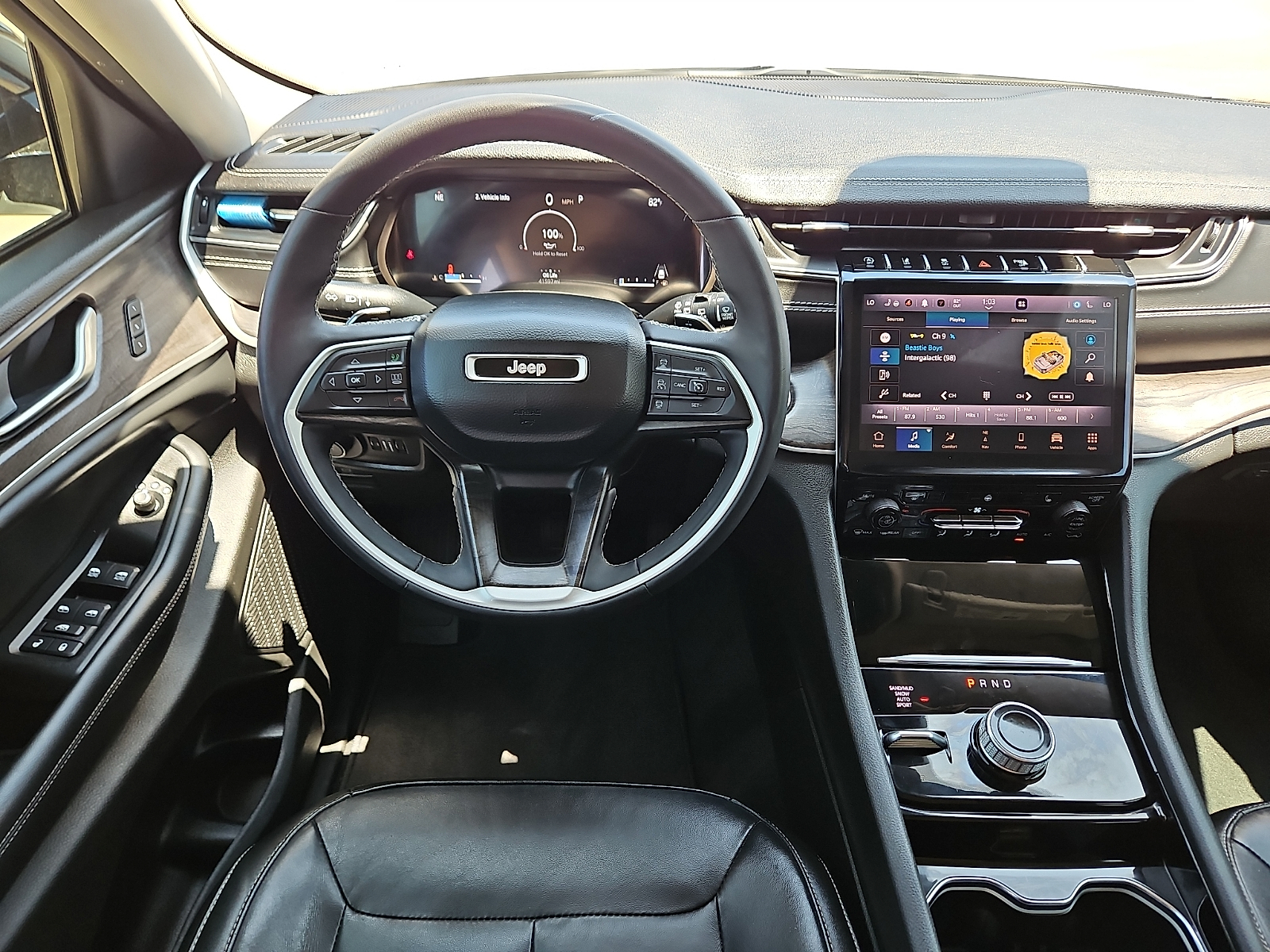 2023 Jeep Grand Cherokee Limited 4x4 - 7