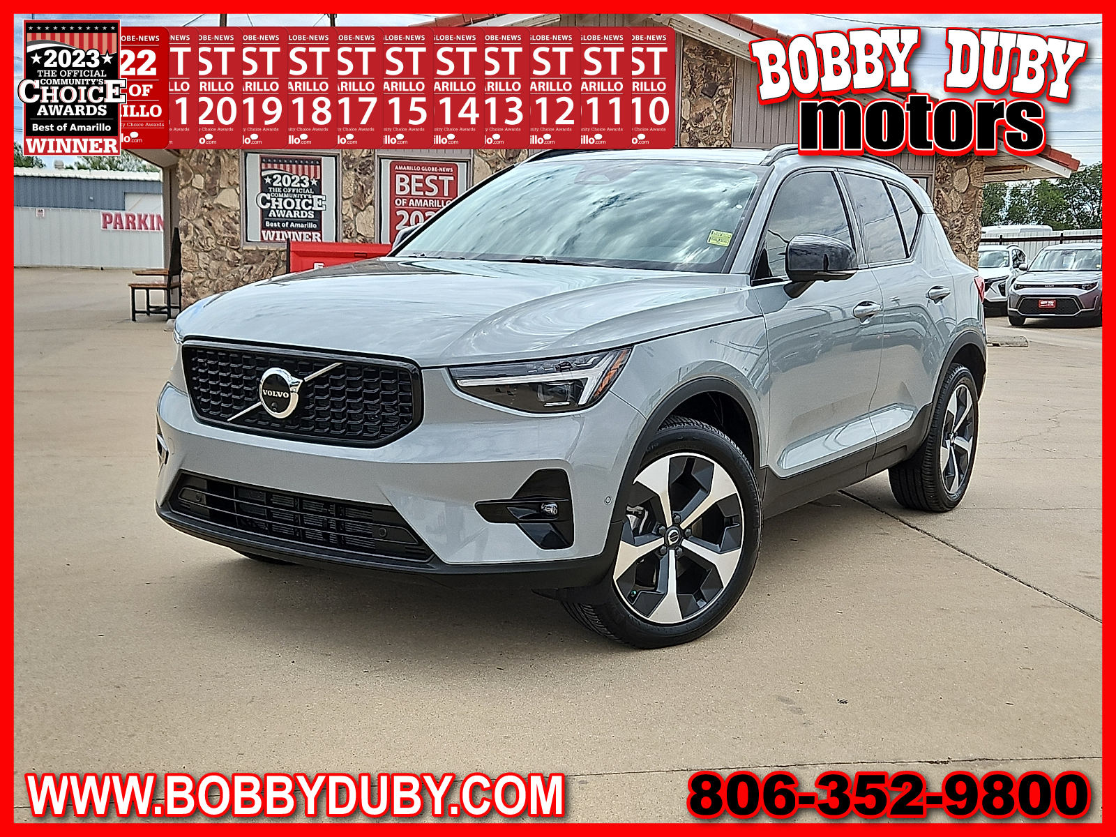 2026 Volvo XC40 Plus, B5 AWD Gas (mild hybrid), Dark - 0