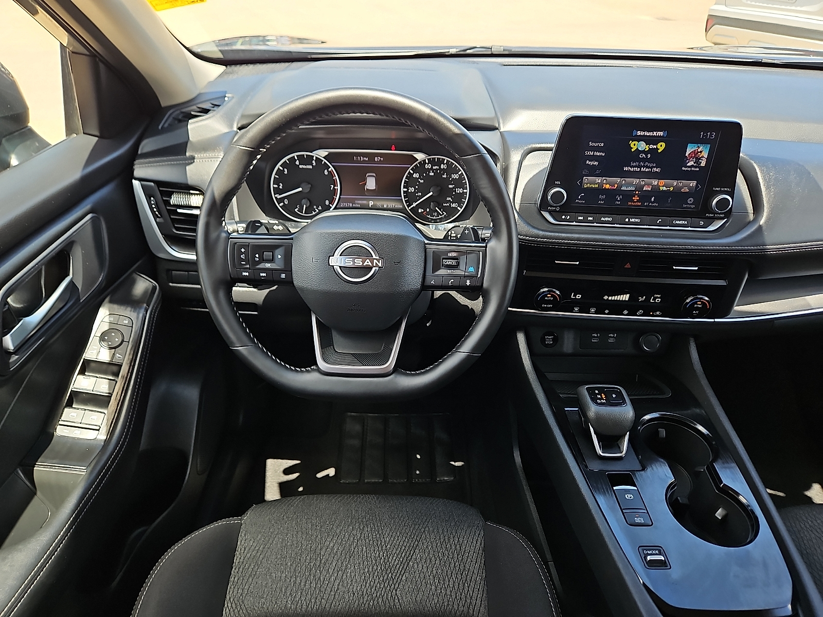 2025 Nissan Rogue SV FWD - 7