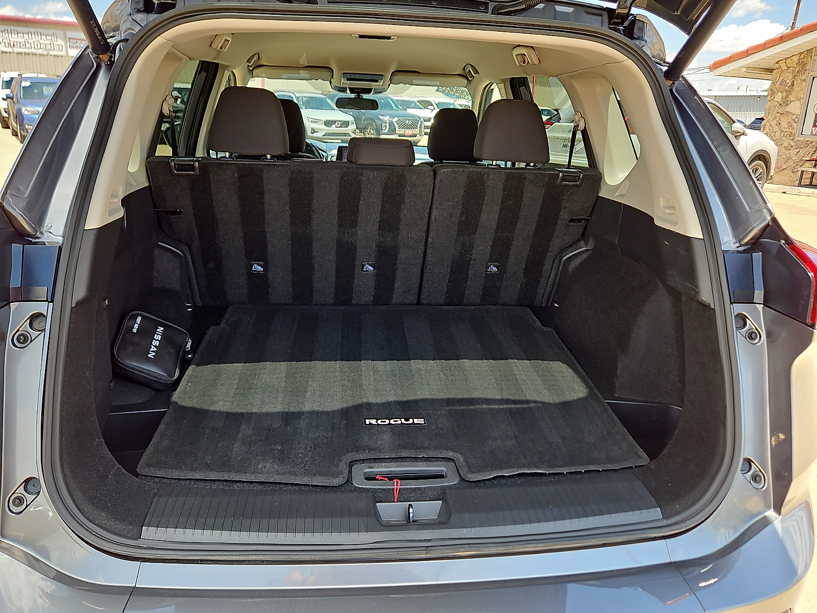 2025 Nissan Rogue SV FWD - 5