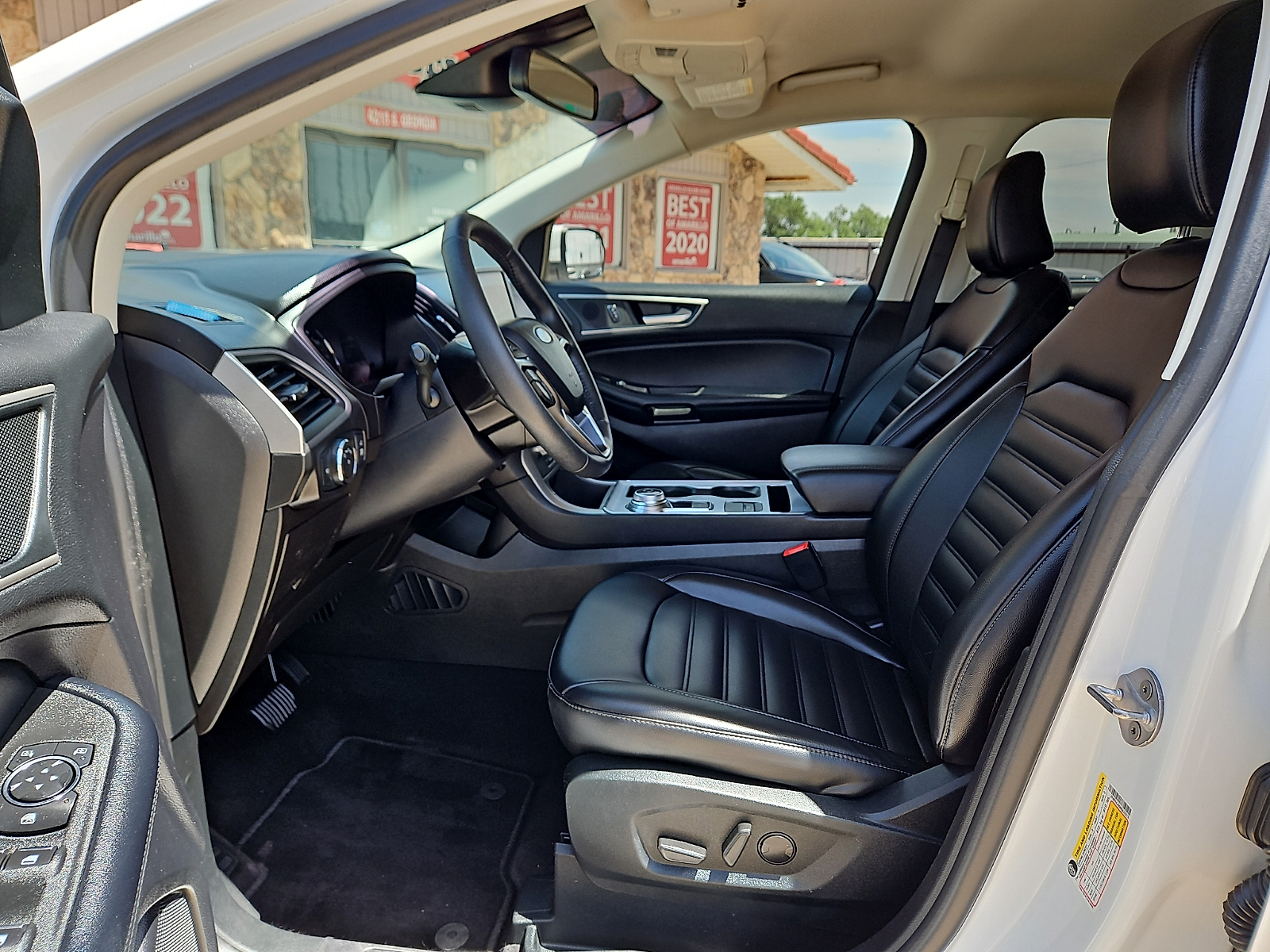 2022 Ford Edge SEL - 9