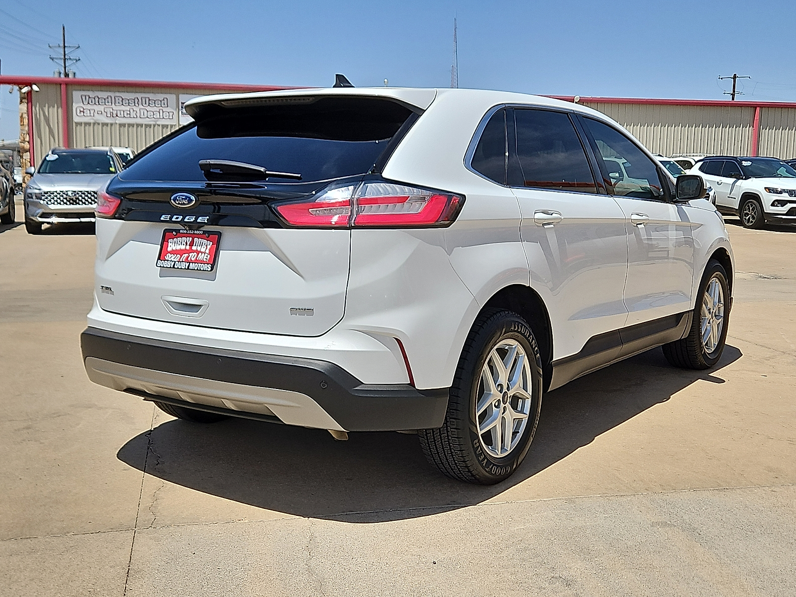 2022 Ford Edge SEL - 2