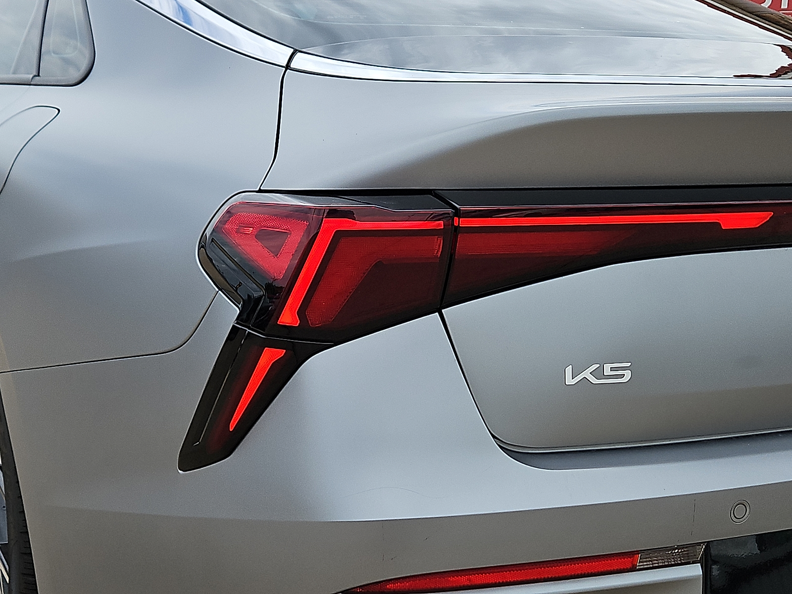 2025 Kia K5 GT-Line - 6