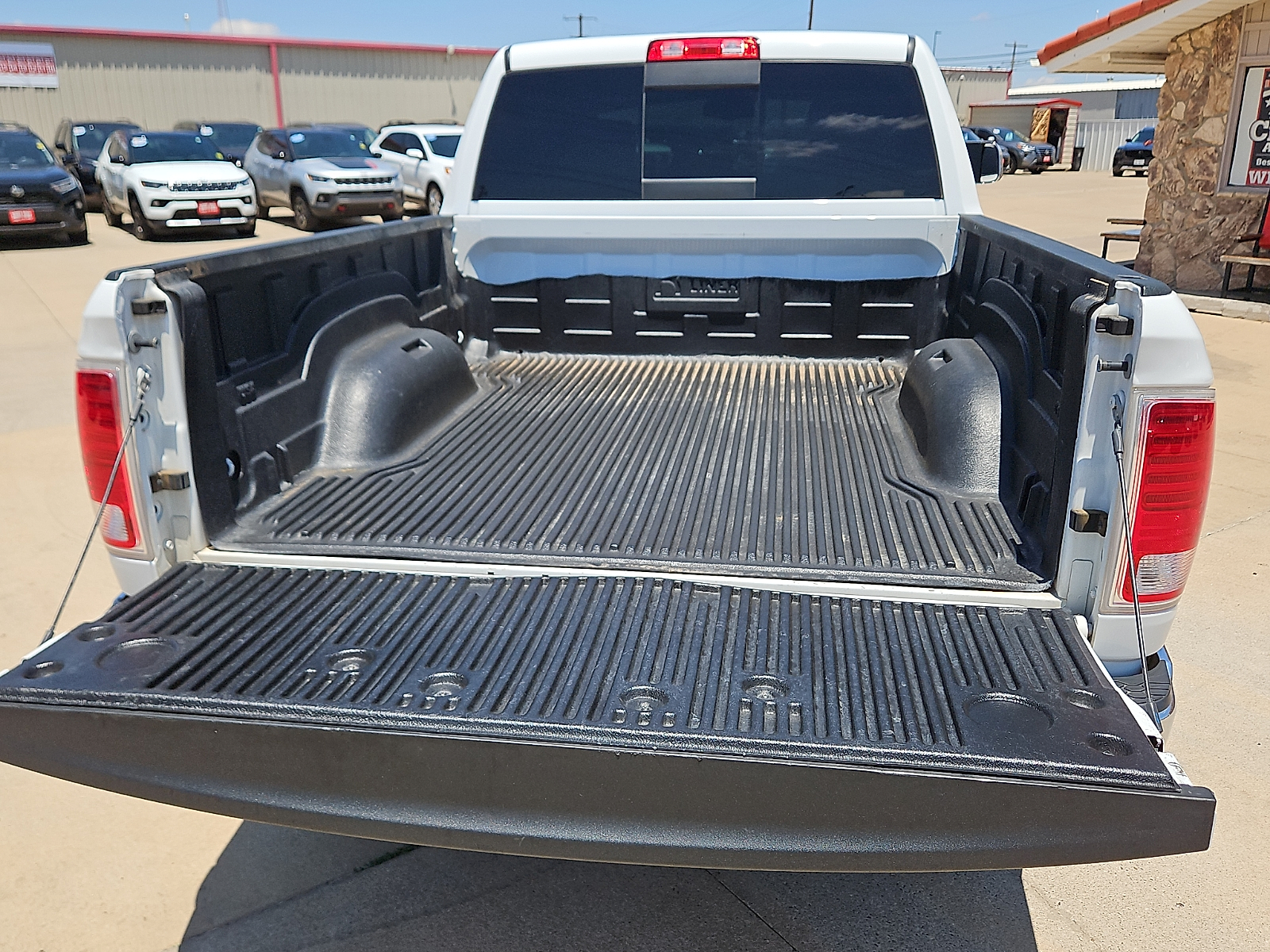 2018 Ram 2500 Laramie Crew Cab 4x4 6'4" Box - 6