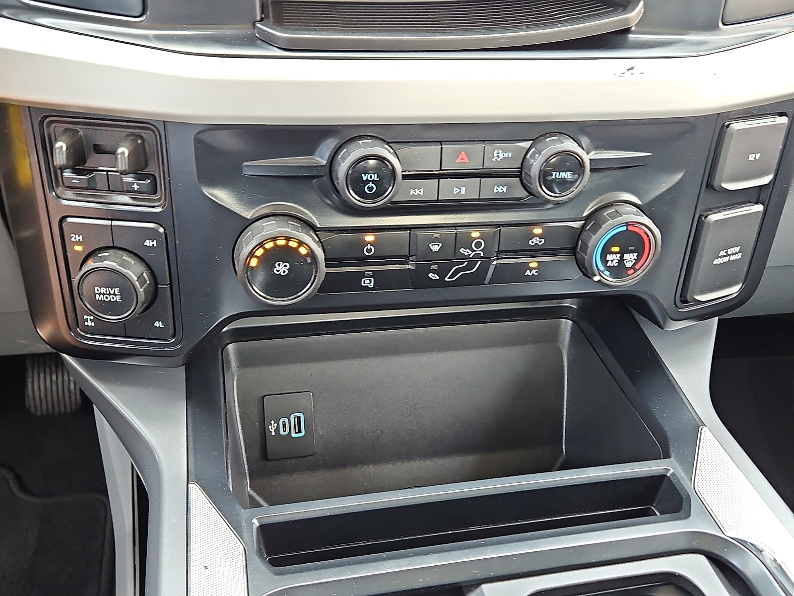 2025 Ford F-250SD XLT - 11