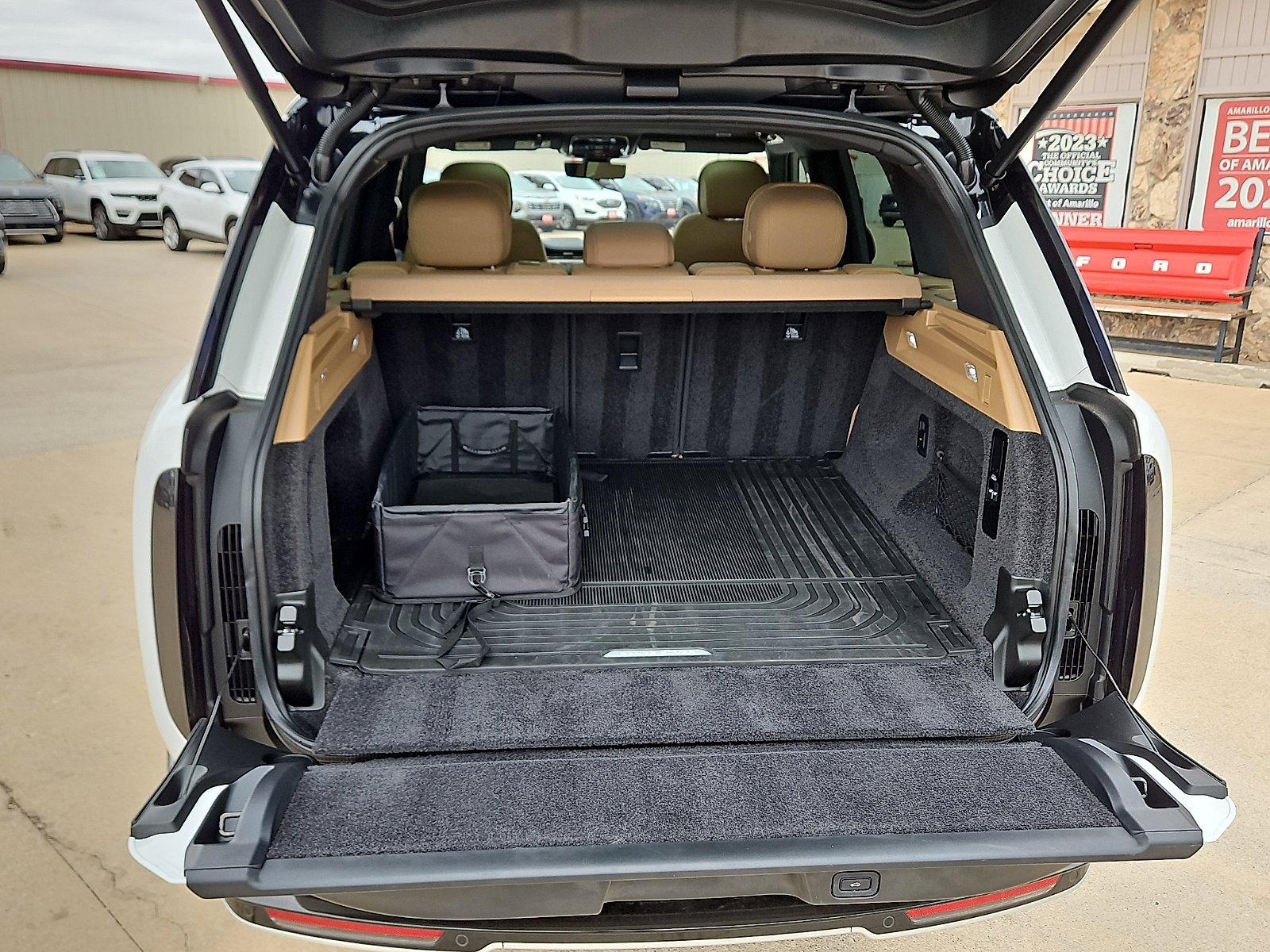 2023 Land Rover Range Rover P400 SE - 6