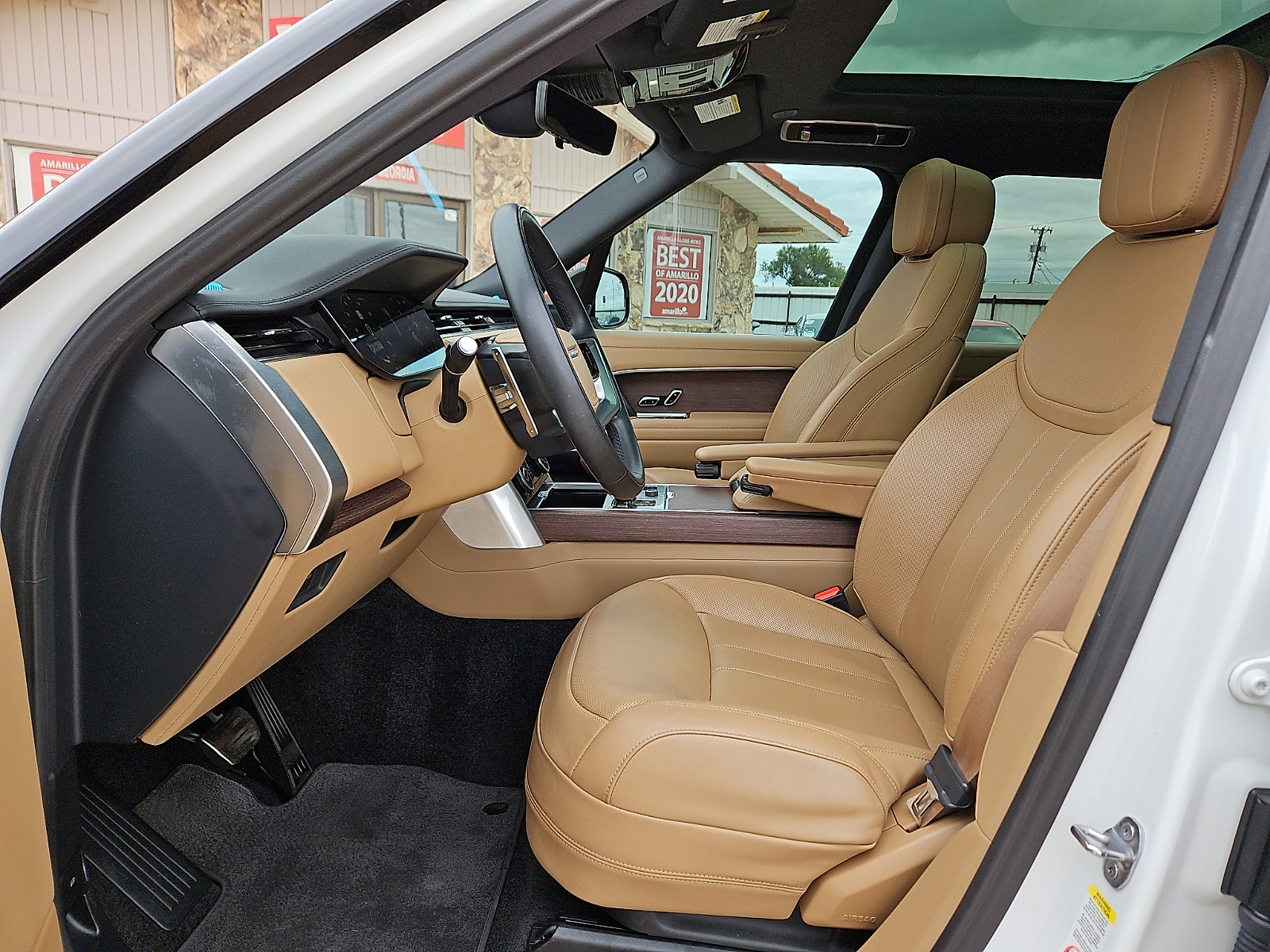 2023 Land Rover Range Rover P400 SE - 11
