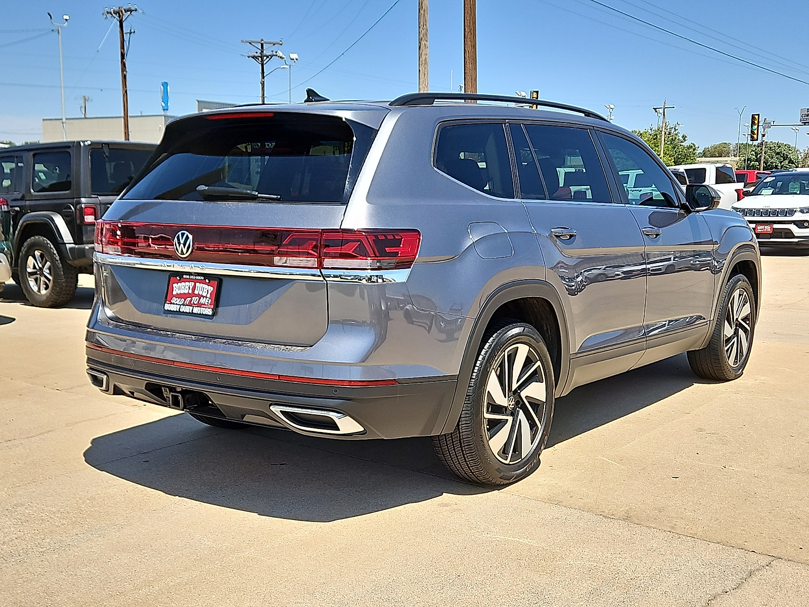 2025 Volkswagen Atlas 2.0T SE w/Technology - 2