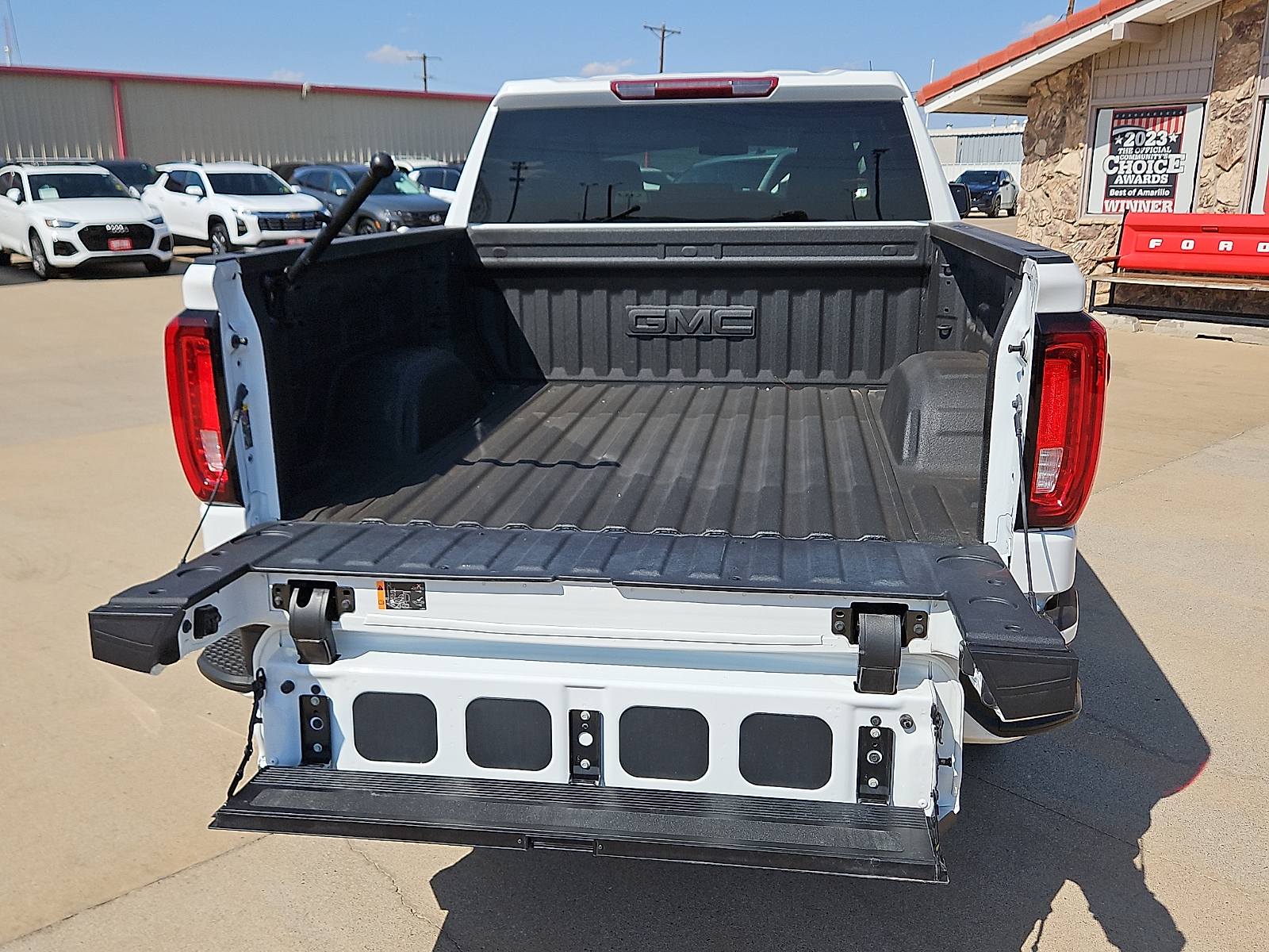 2025 GMC Sierra 1500 4WD Crew Cab Short Box AT4 Summit White at Street VW of Amarillo