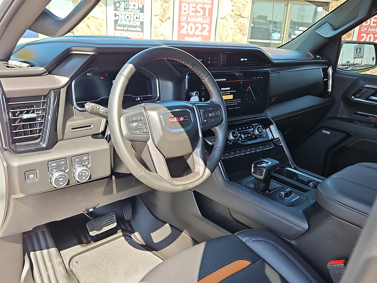 2025 GMC Sierra 1500 4WD Crew Cab Short Box AT4 Summit White at Street VW of Amarillo