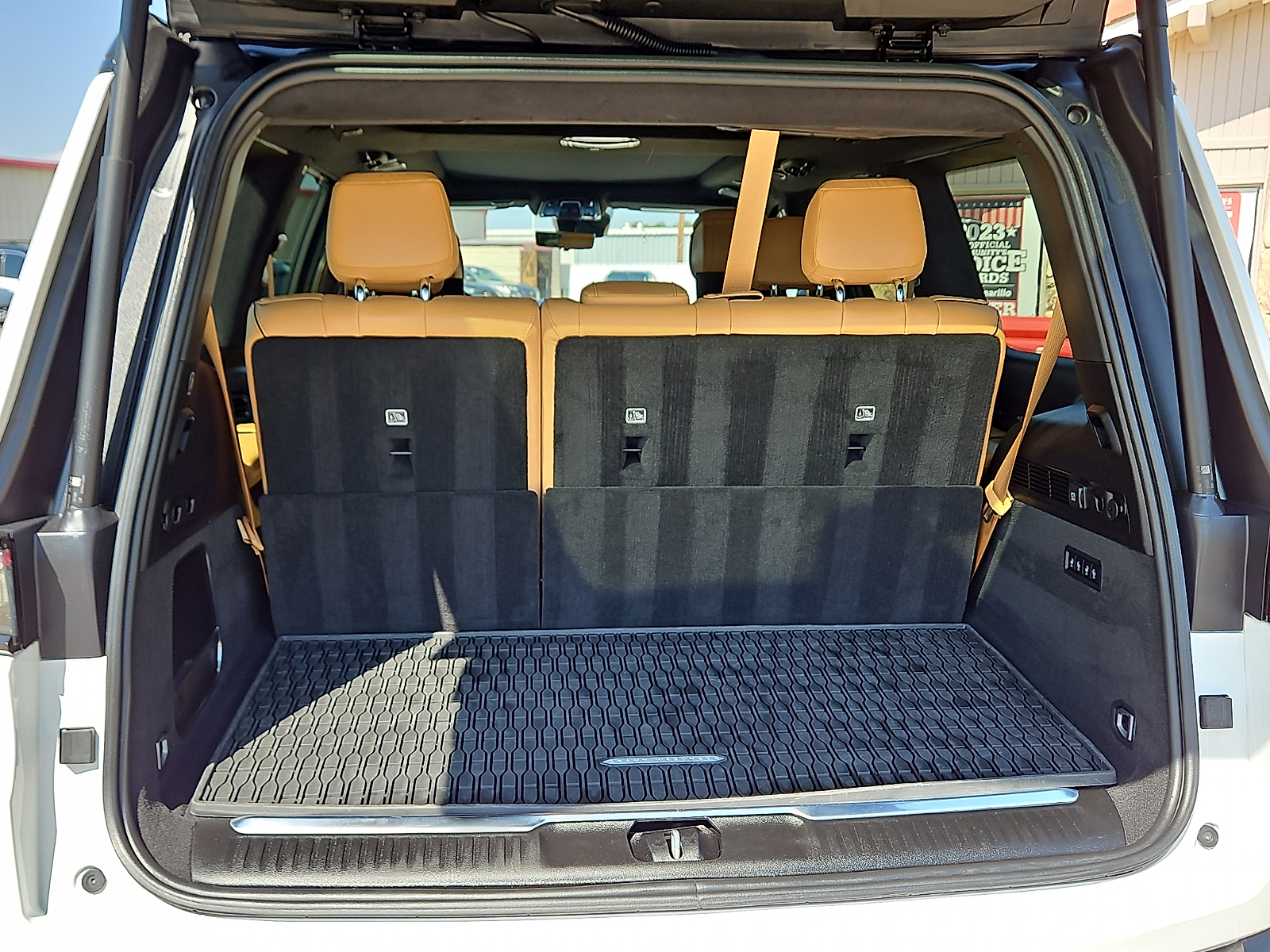 2025 Jeep Grand Wagoneer Series III Obsidian 4x4 - 6
