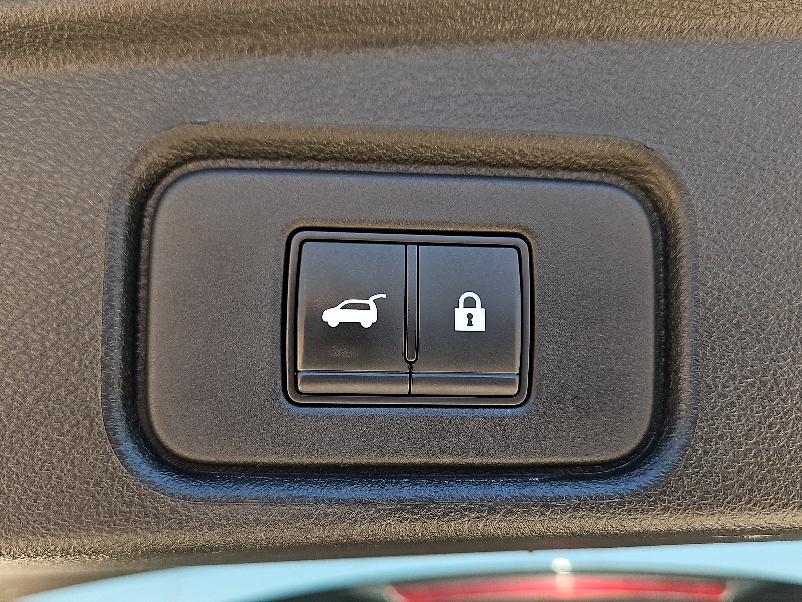 2022 Nissan Pathfinder Platinum 2WD - 8