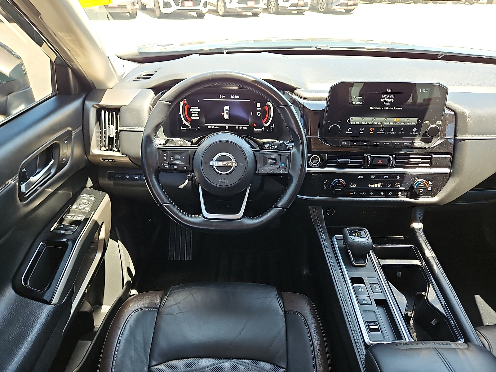 2022 Nissan Pathfinder Platinum 2WD - 9