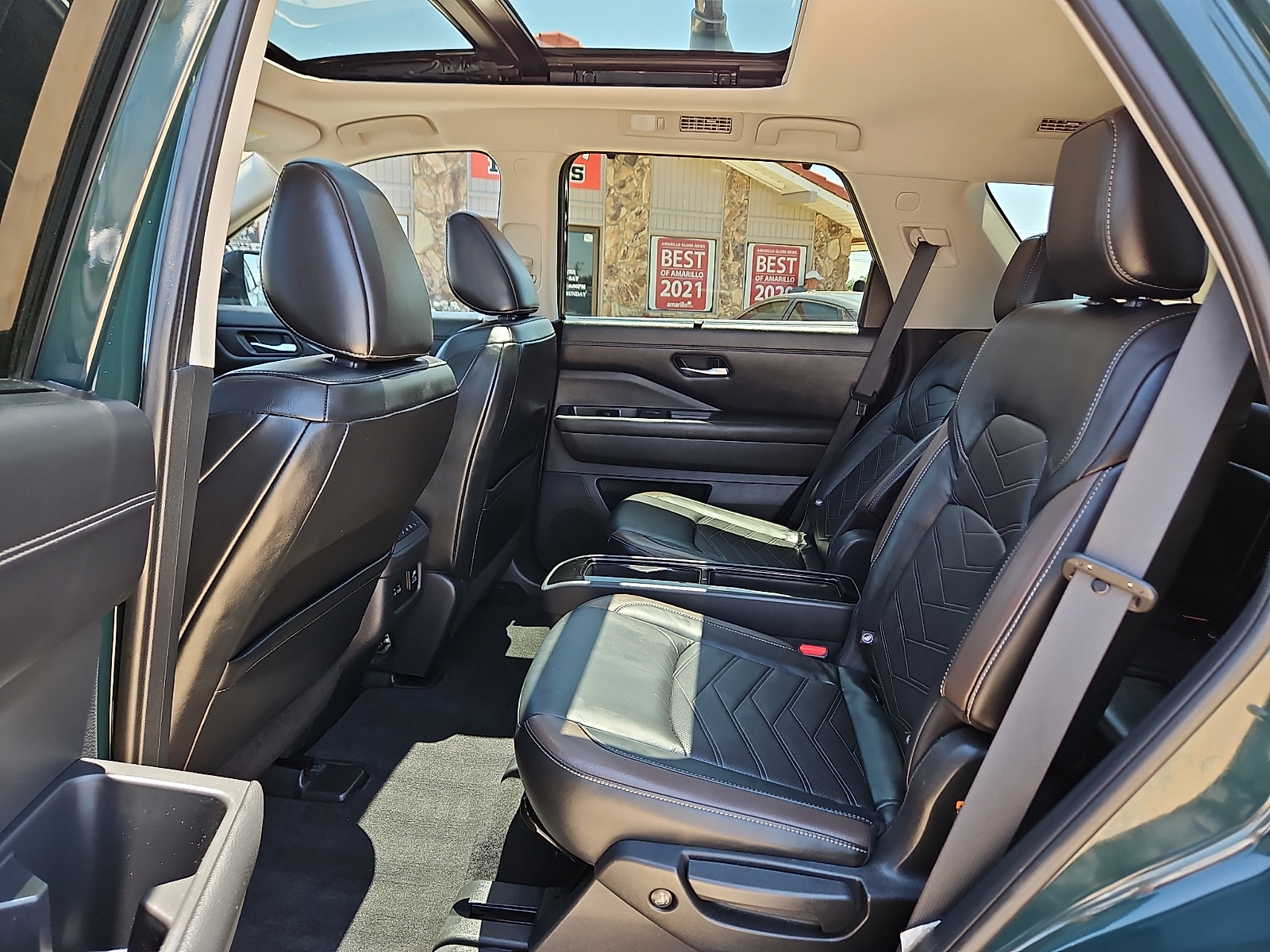 2022 Nissan Pathfinder Platinum 2WD - 10