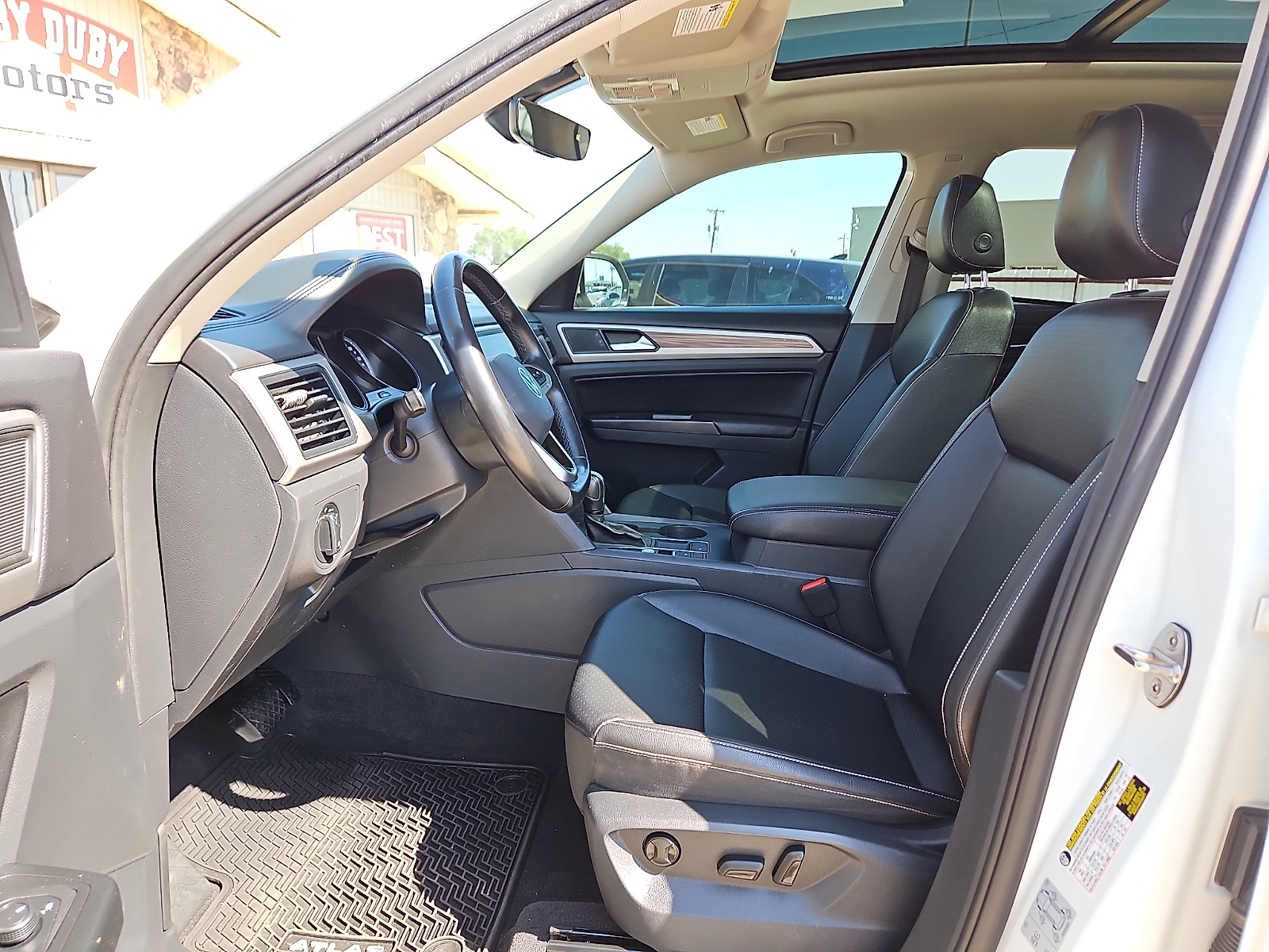 2021 Volkswagen Atlas 3.6L V6 SE w/Technology - 10