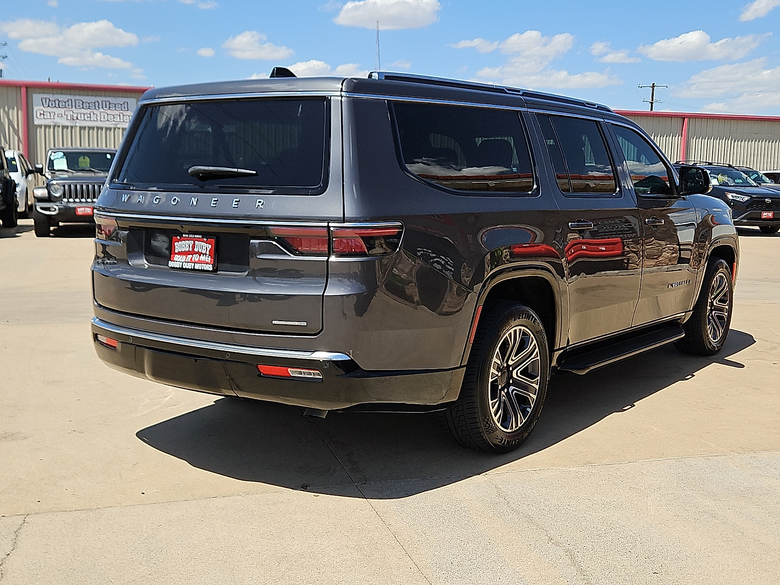 2024 Jeep Wagoneer L Series II 4x2 - 2